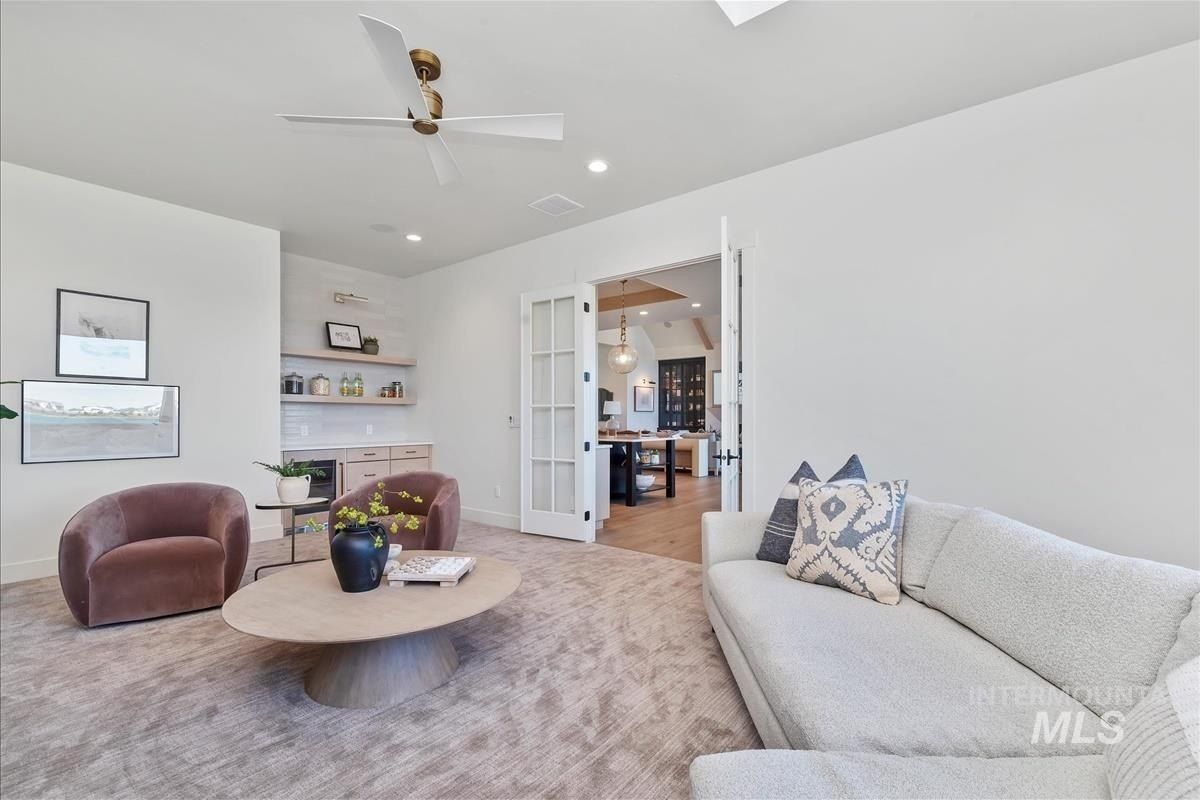 903 S Waning Ln. Eagle, ID 83616