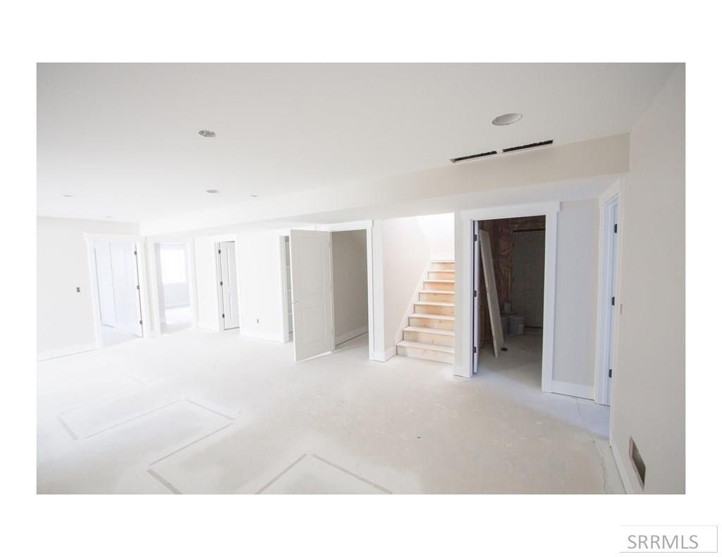 38 N Currant Lane. Rigby, ID 83442