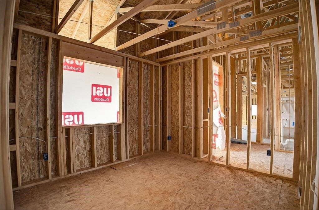 328 Lakeview Blvd. American Falls, ID 83211