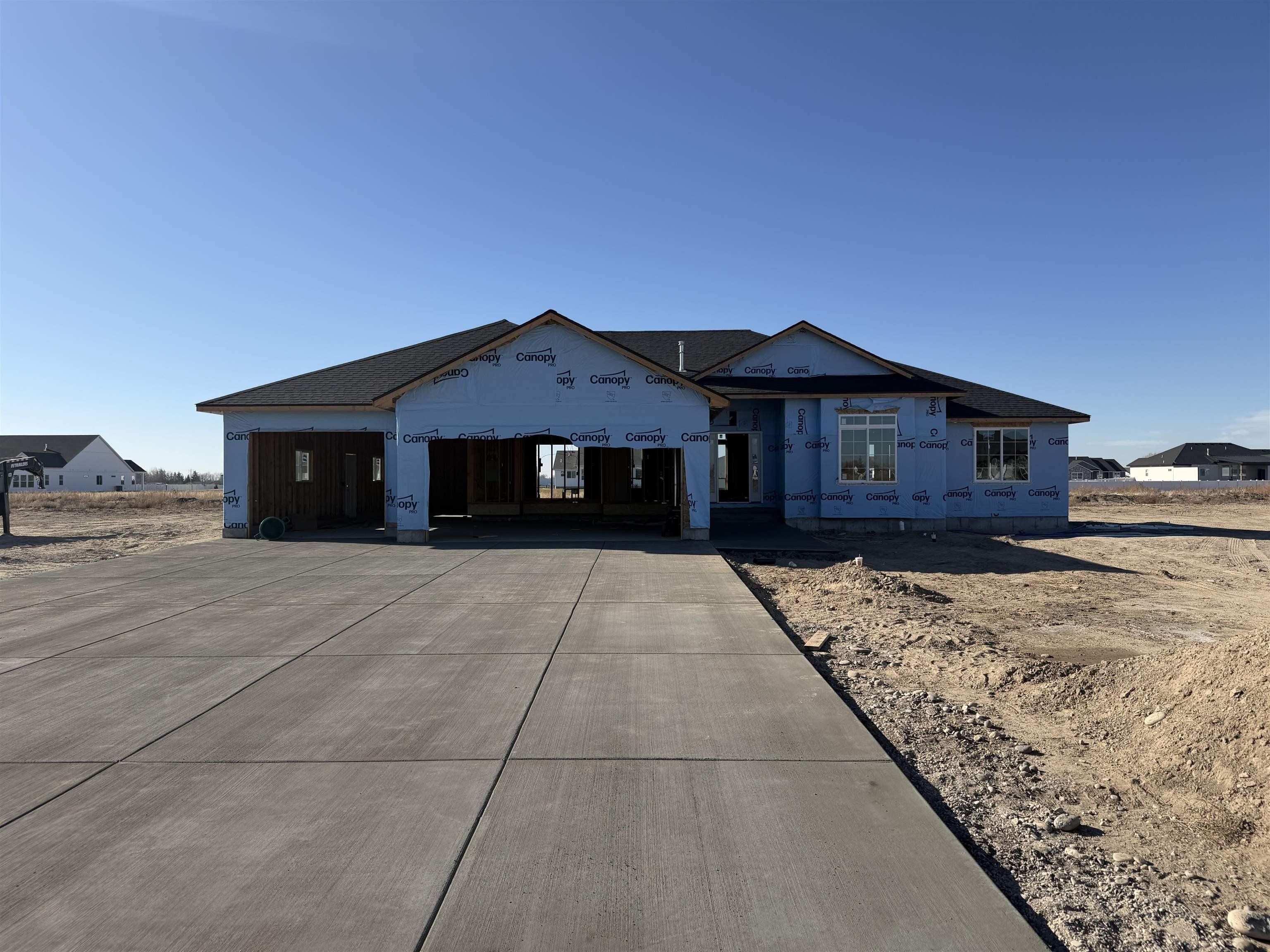 1572 N 845 E. Shelley, ID 83274