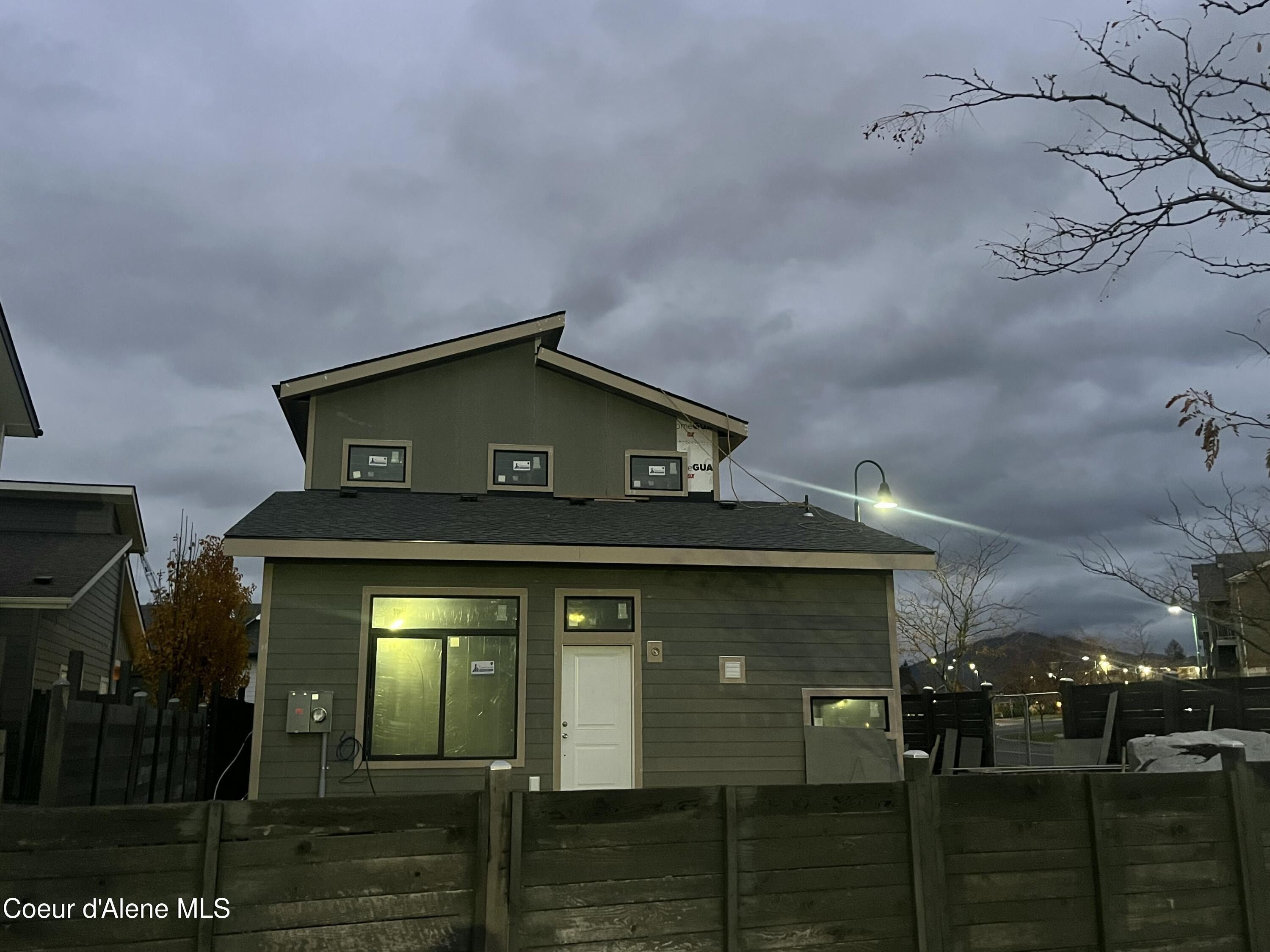 2996 N Casa Ct. Coeur D Alene, ID 83814