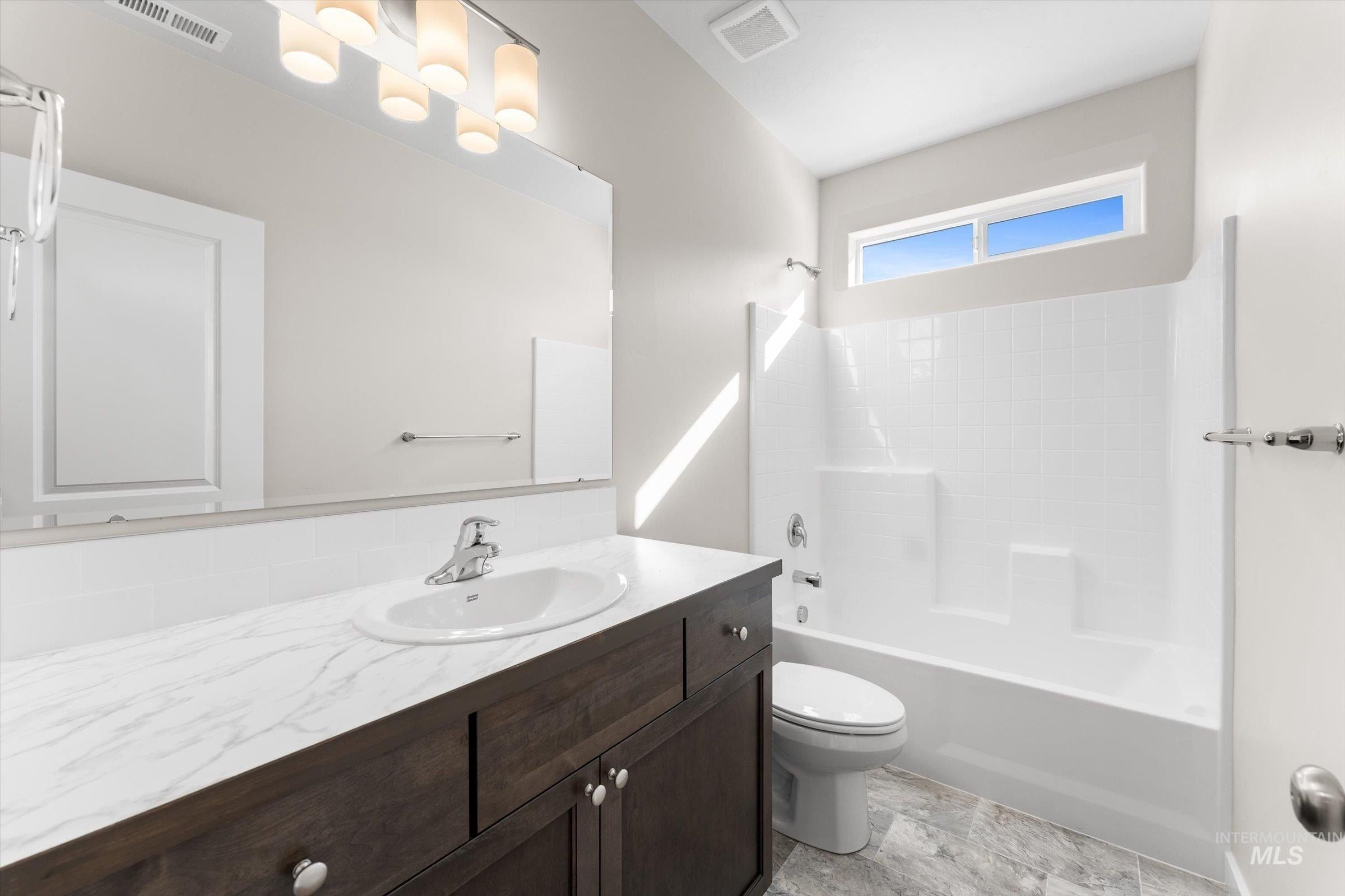 17809 N Onaway Ave. Nampa, ID 83686