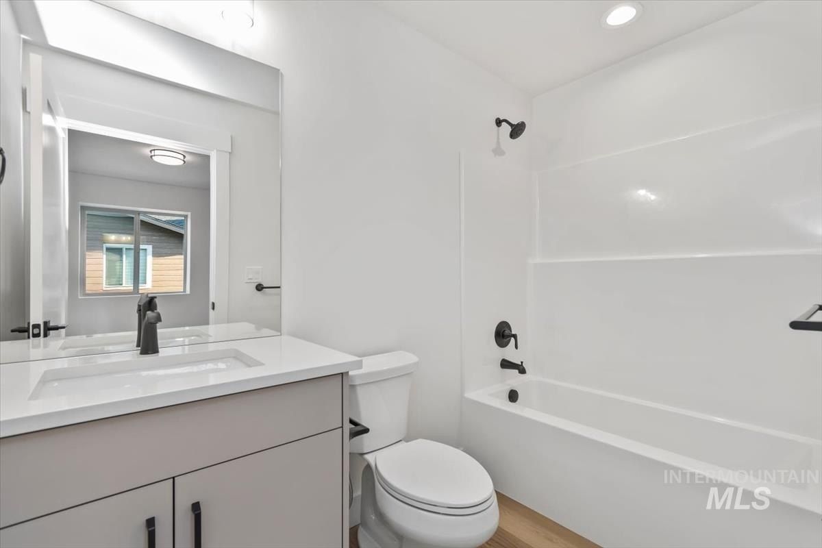 1735 S Rock View Ln. Boise, ID 83705