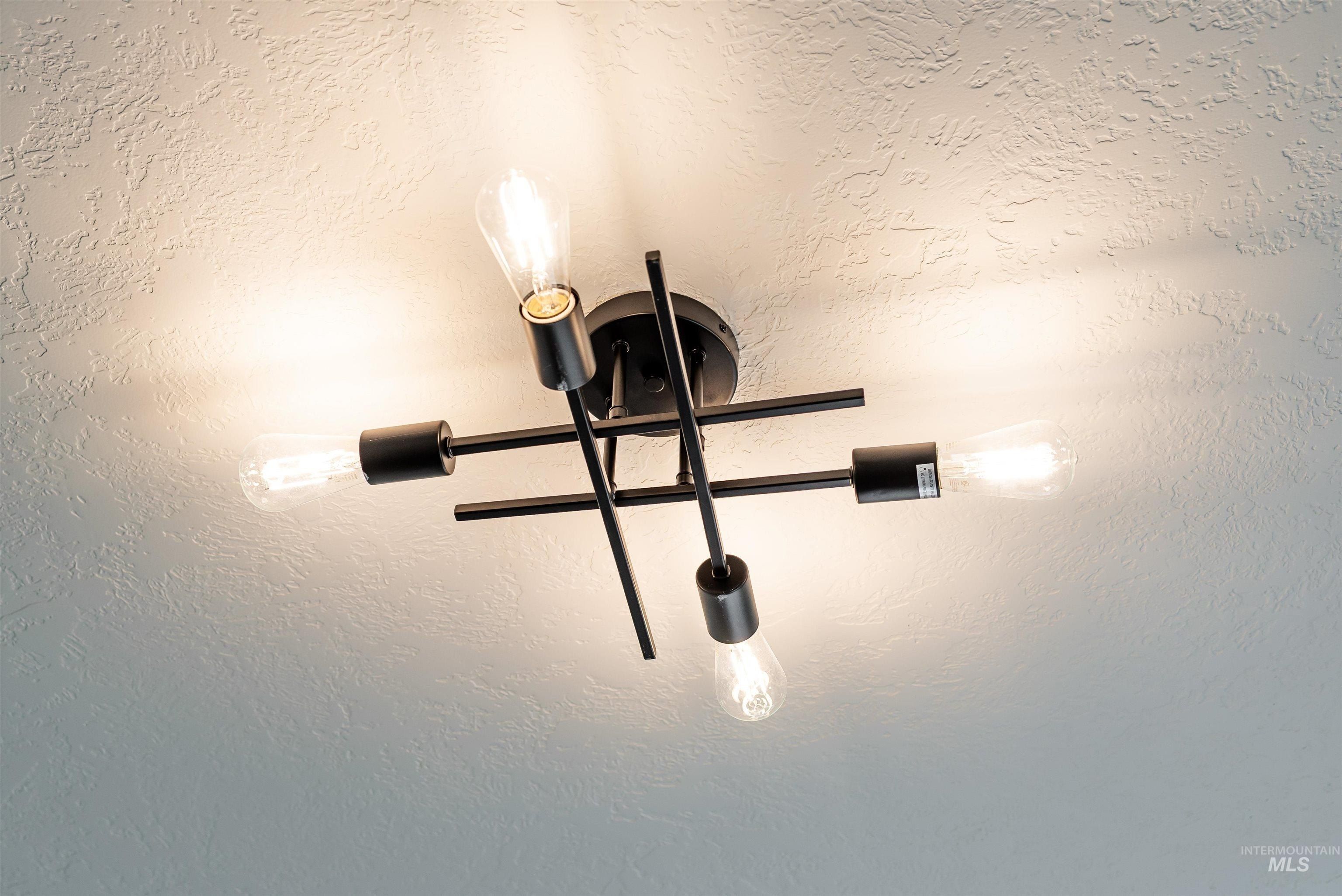 305 E Chevy Dr. Boise, ID 83716