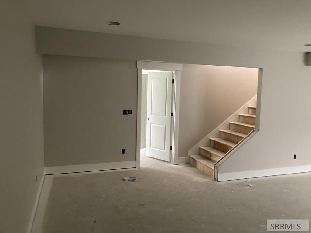 2071 S Bellagio Drive. Ammon, ID 83401