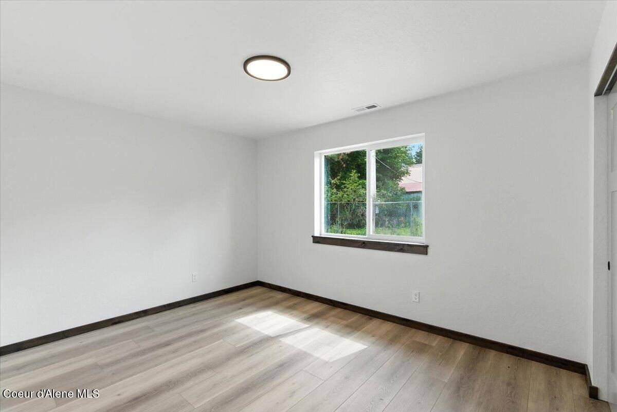 382 Solar Rd. Oldtown, ID 83822