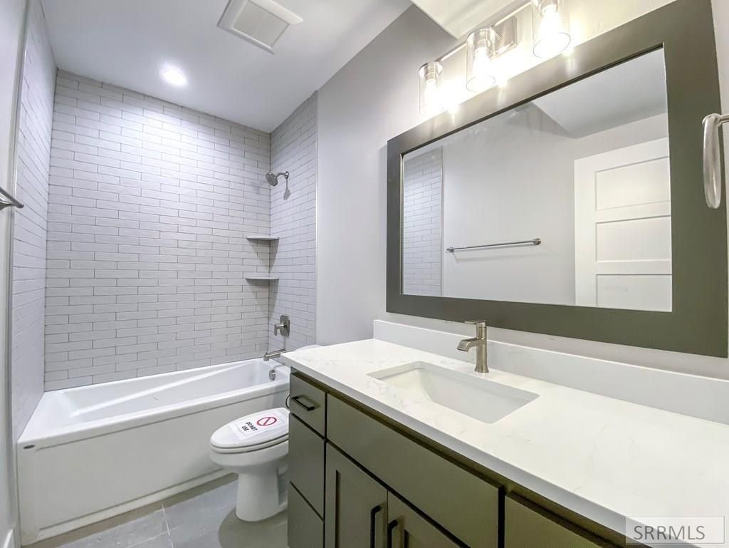 5935 Maggie Drive. Idaho Falls, ID 83402