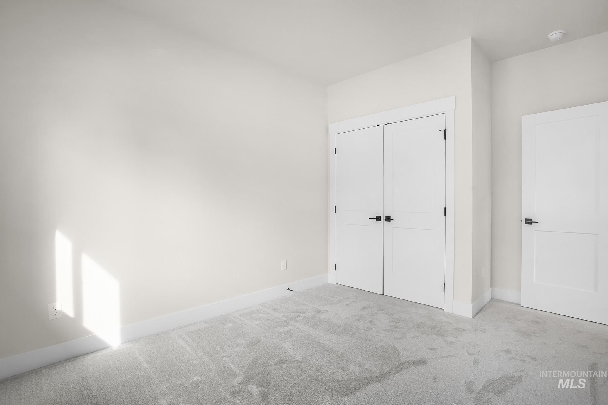 1712 E Grayson St. Meridian, ID 83642