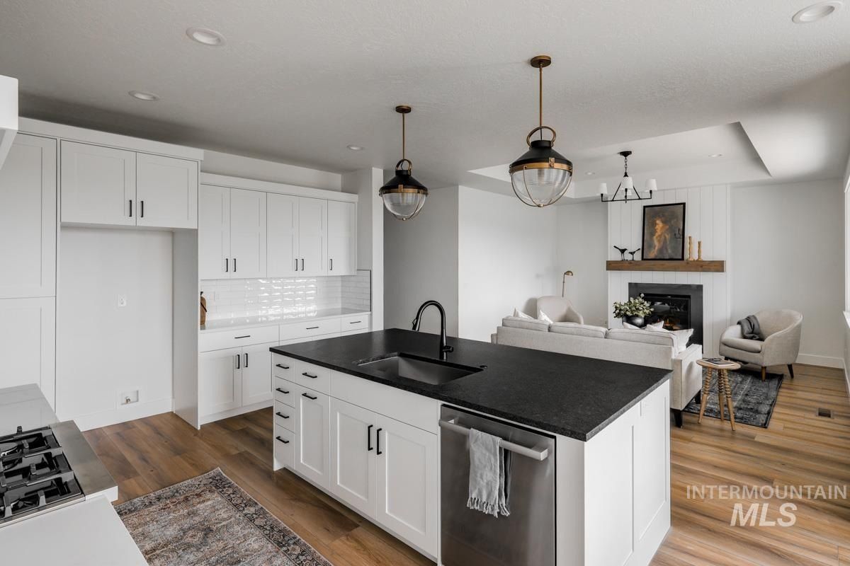 10302 Stony Oak Ct. Nampa, ID 83687