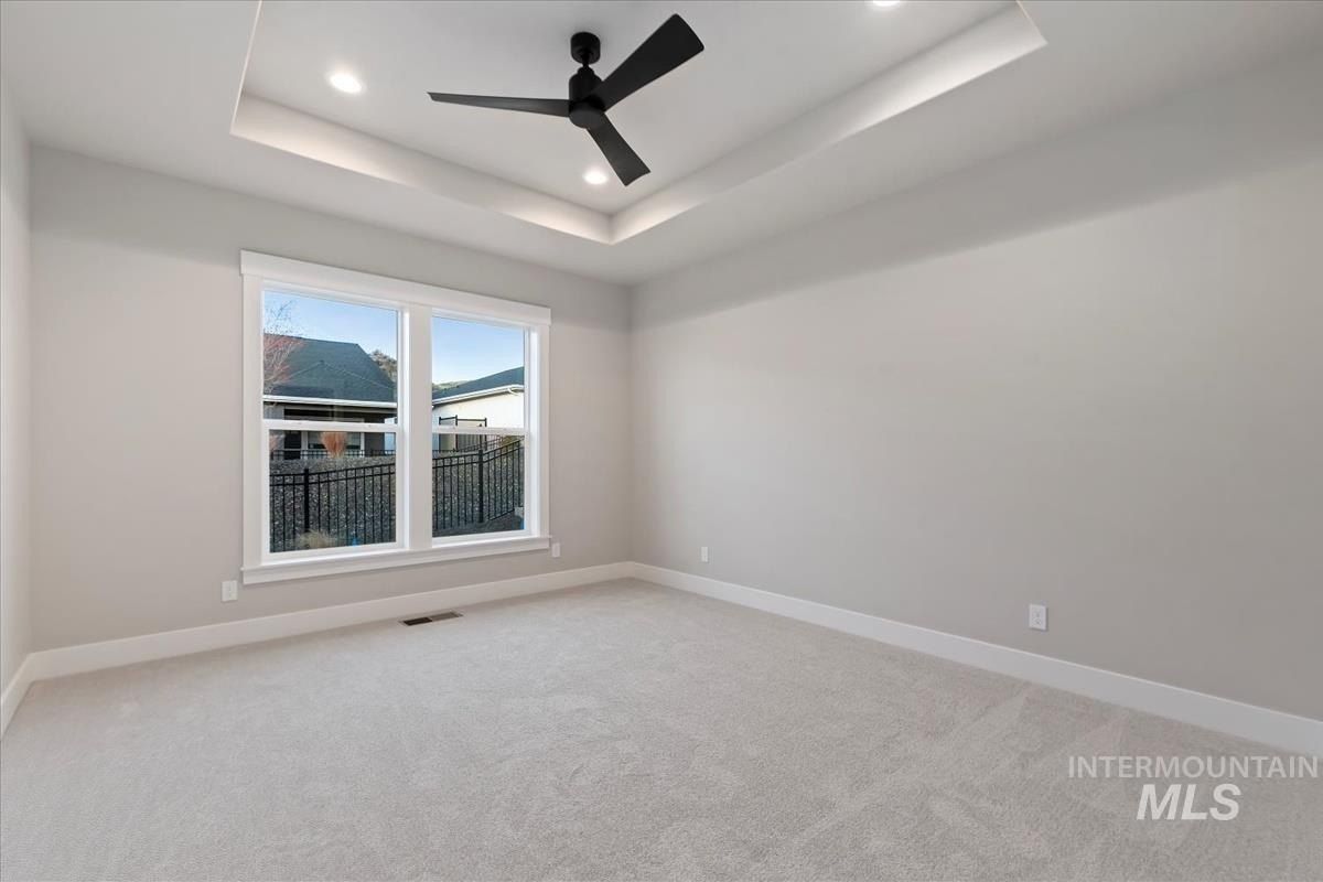 6625 N Good Drive. Horseshoe Bend, ID 83629