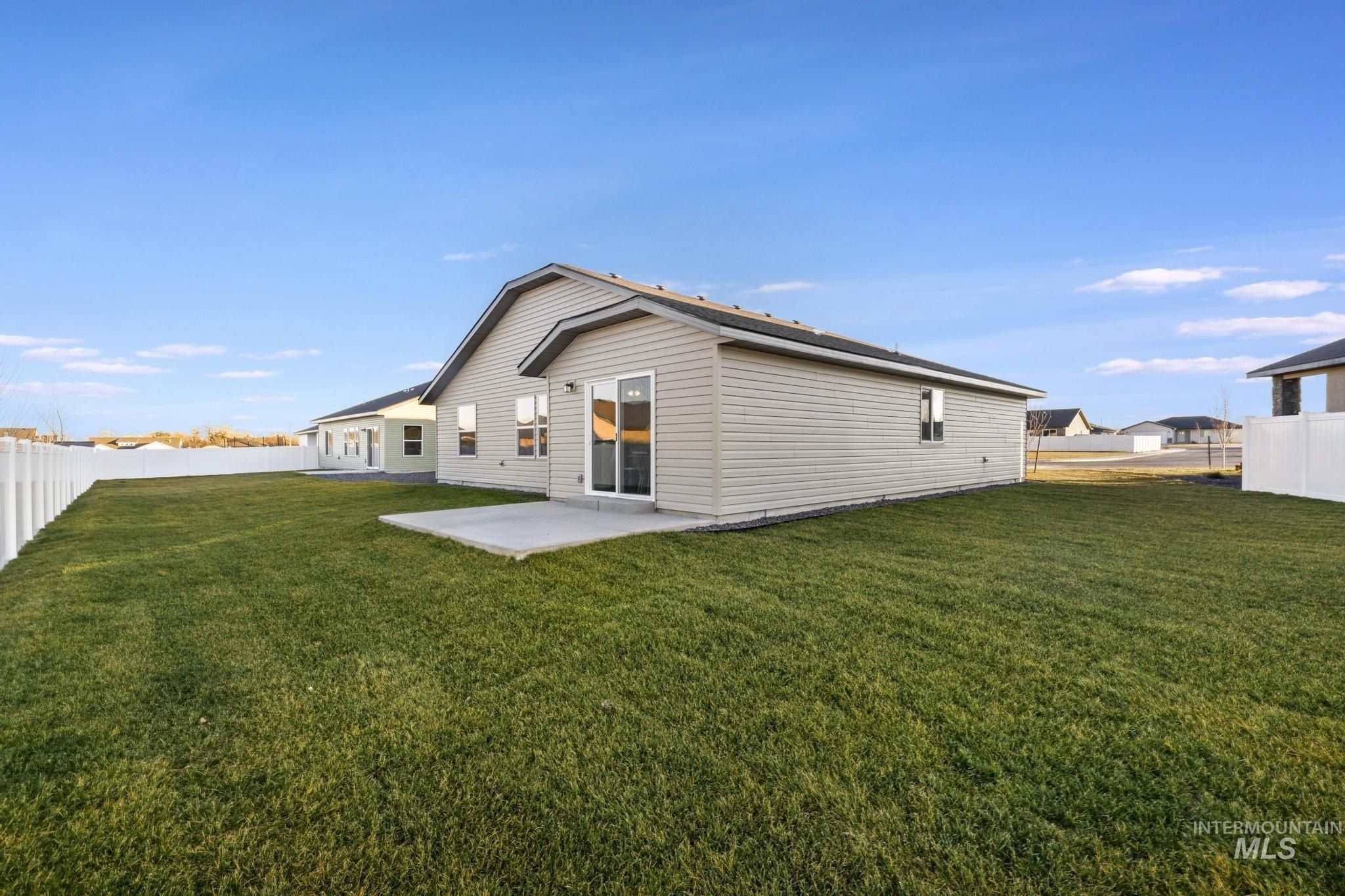 420 Rock Dove Loop. Twin Falls, ID 83301