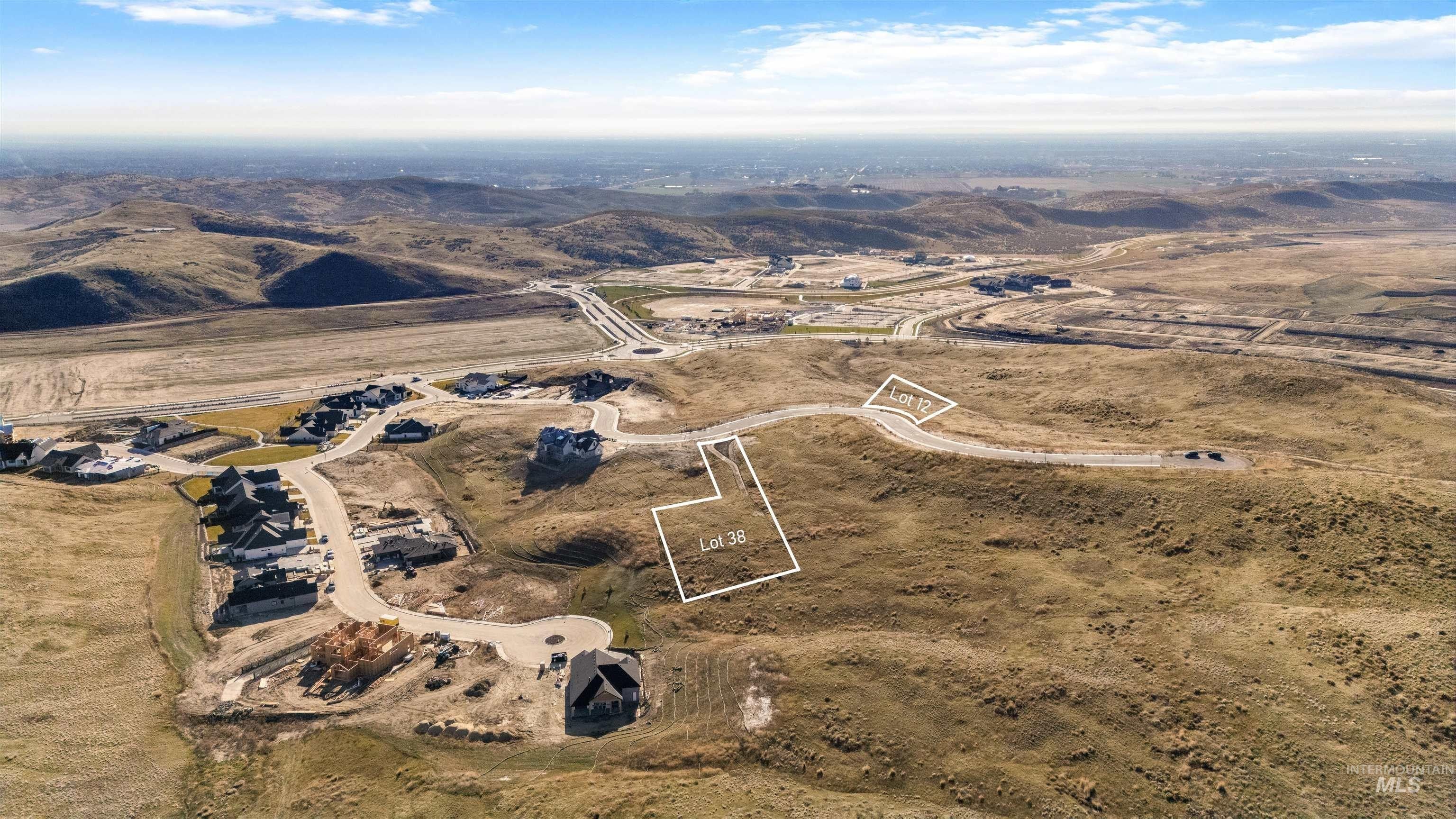 7136 N Cairnhill Way. Eagle, ID 83616