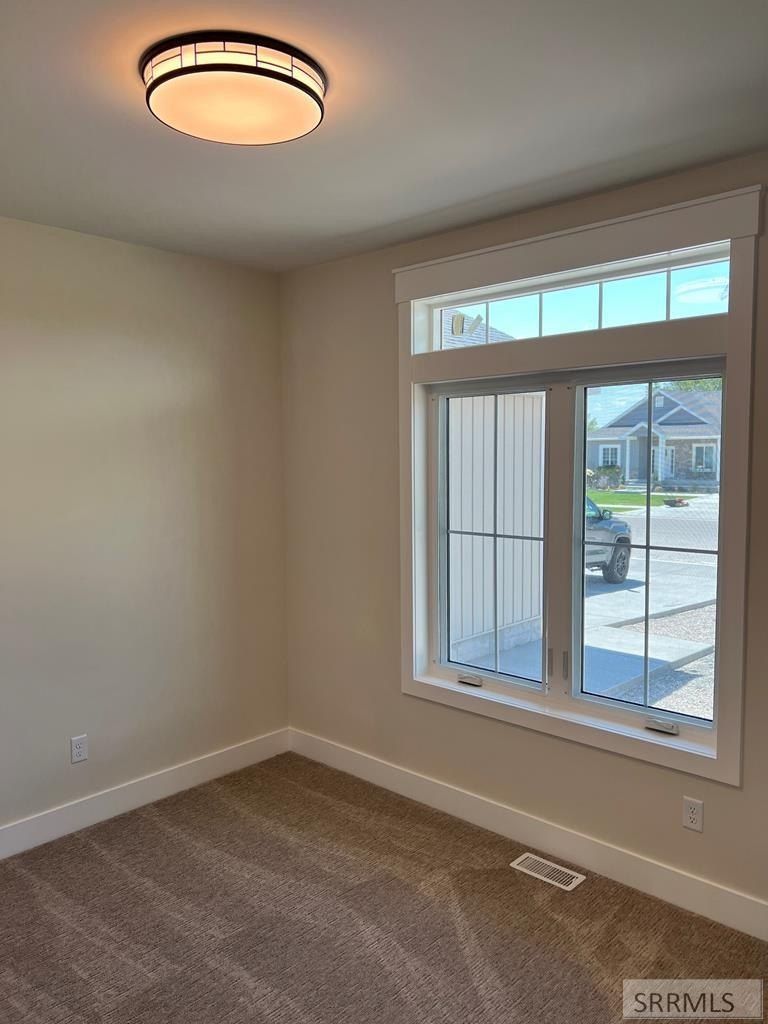 6203 Maggie Drive. Idaho Falls, ID 83402