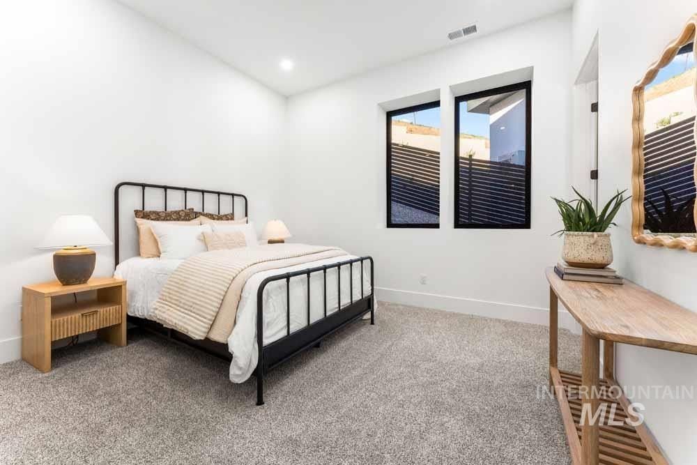 2426 S Globe Lane. Boise, ID 83716