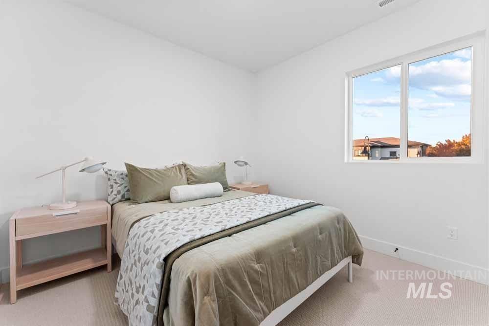 357 E Lombard Ln. Eagle, ID 83616