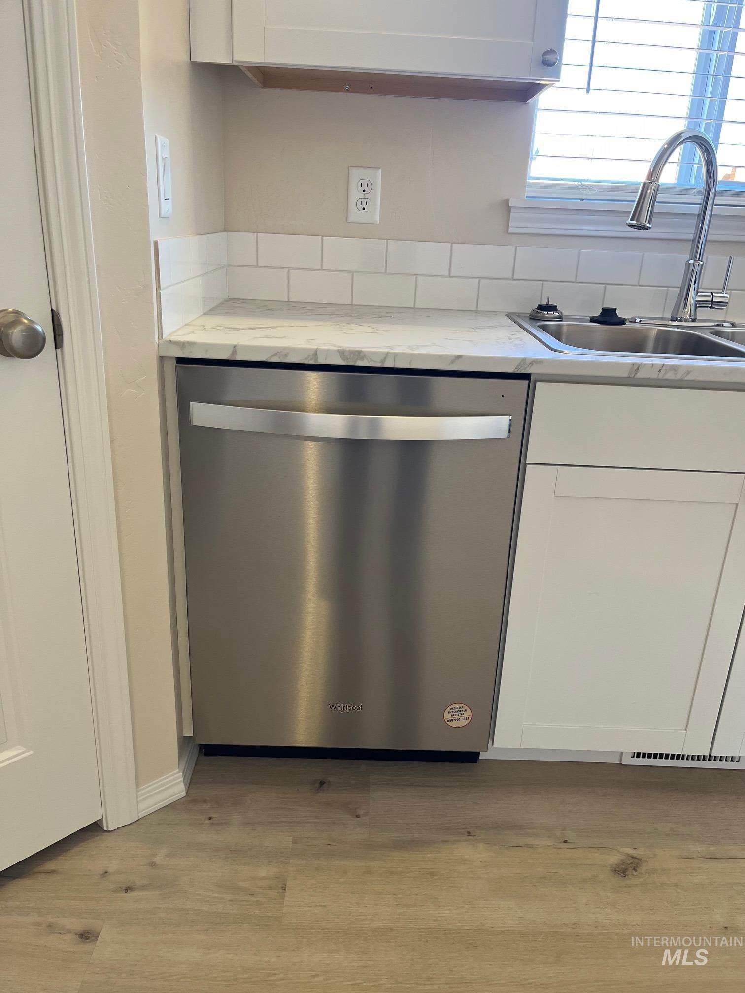 1115 Meadow Lake Loop. Buhl, ID 83316