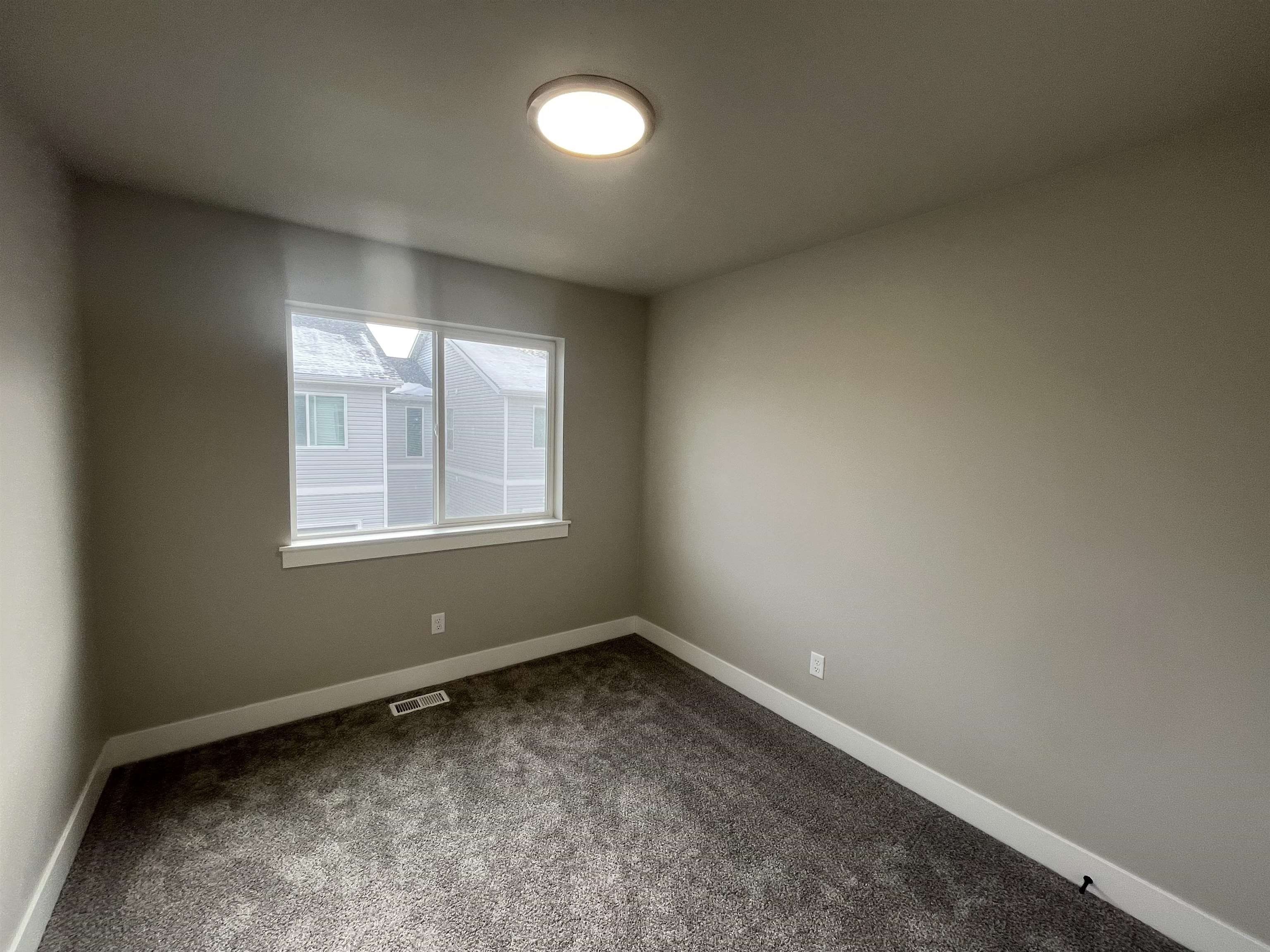 5590 Trueman St F. Chubbuck, ID 83202