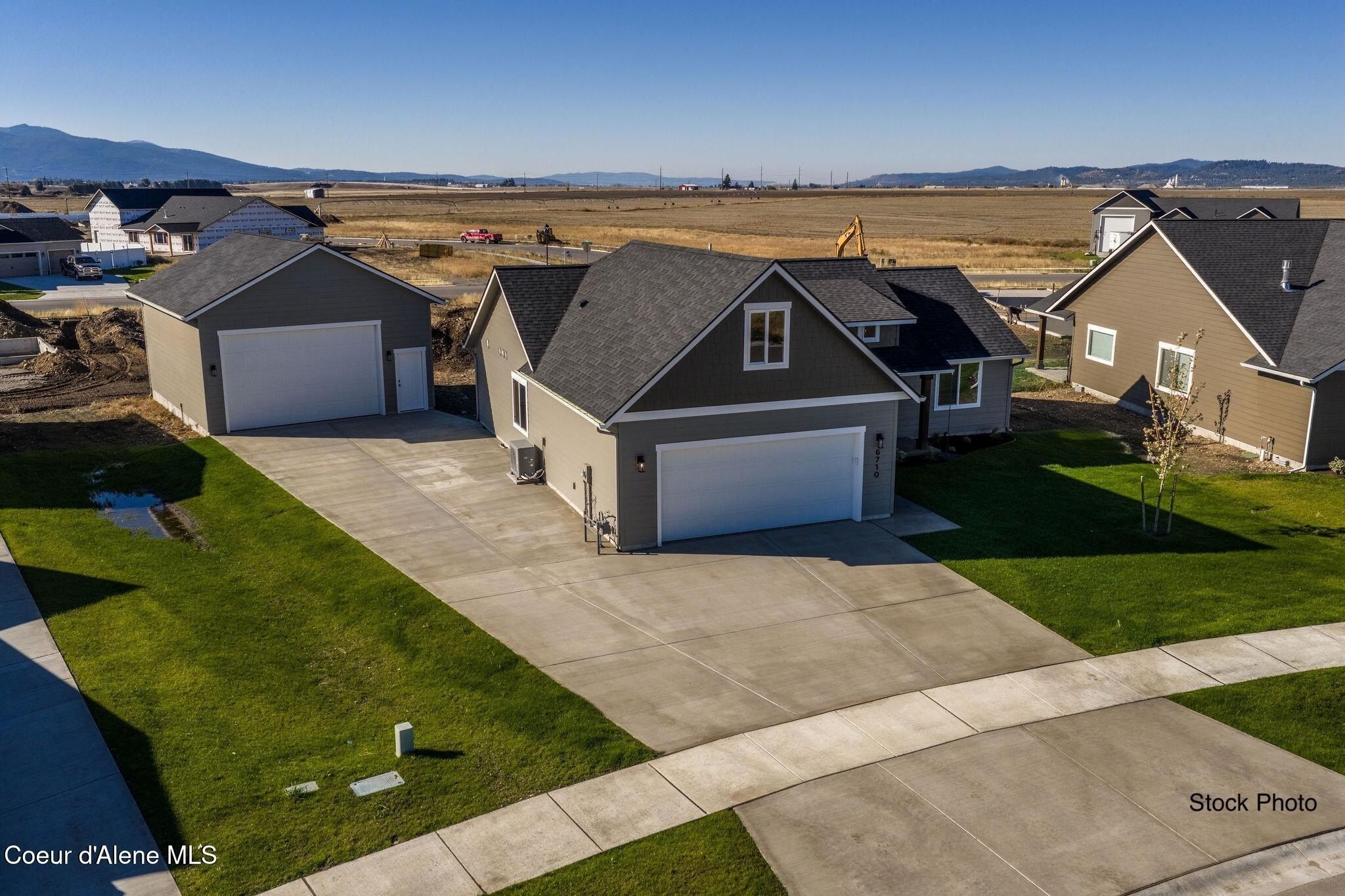 11848 N Entwistle Way. Rathdrum, ID 83858