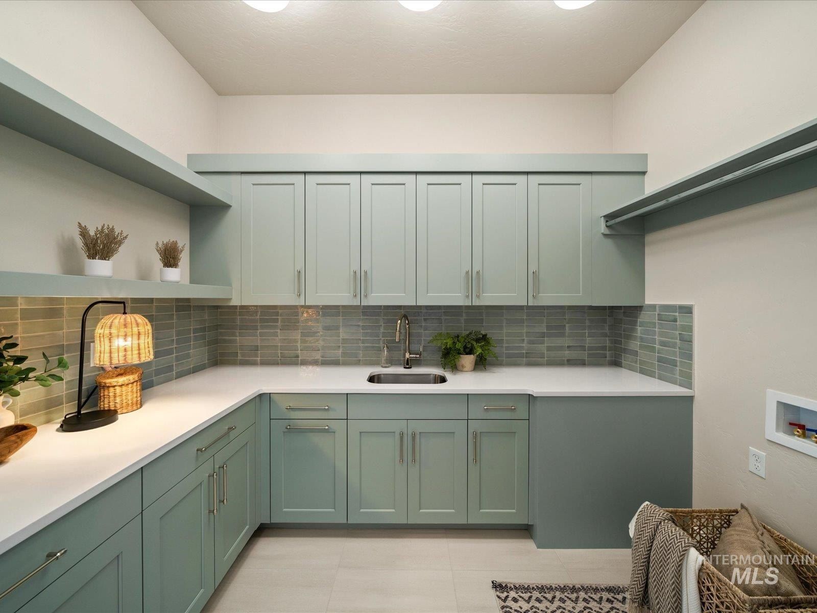 N Annadale Pl Unit Owyhee Rv. Eagle, ID 83616