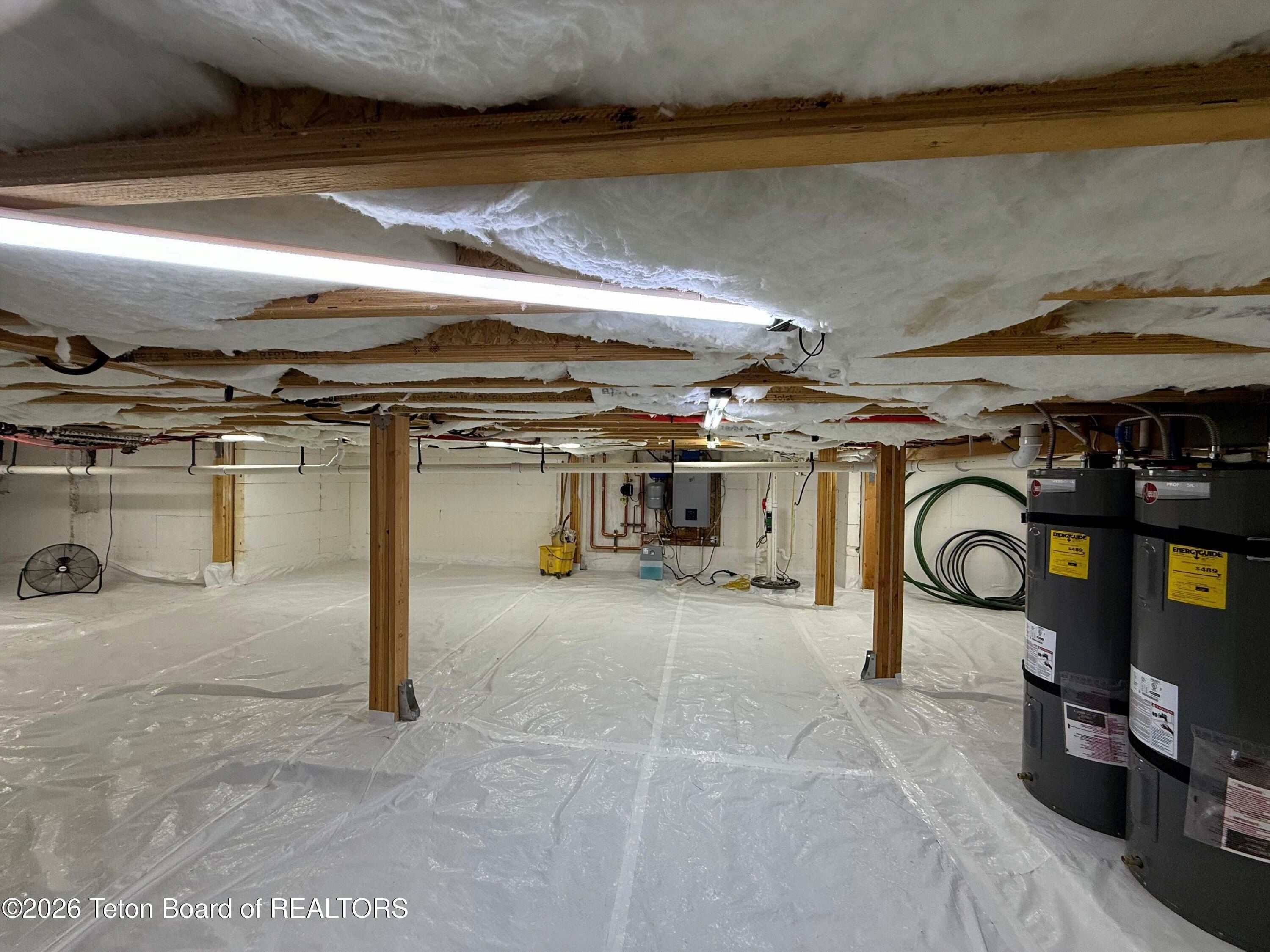 9802 Hiddenwaters Lane. Victor, ID 83455