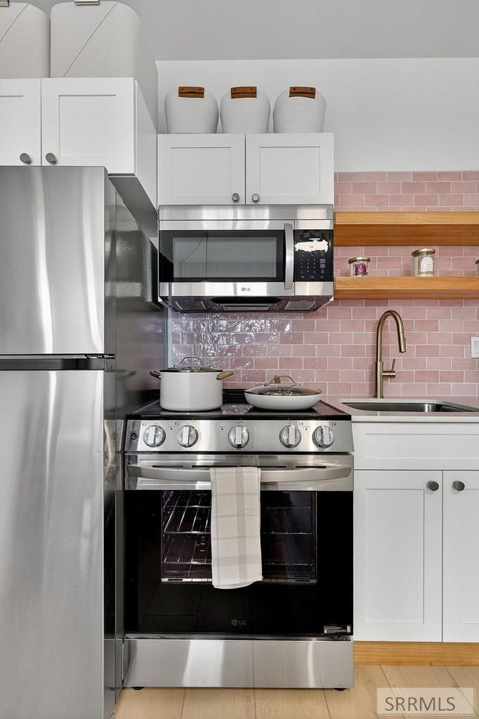 52 N 3Rd W Unit All. Rexburg, ID 83440