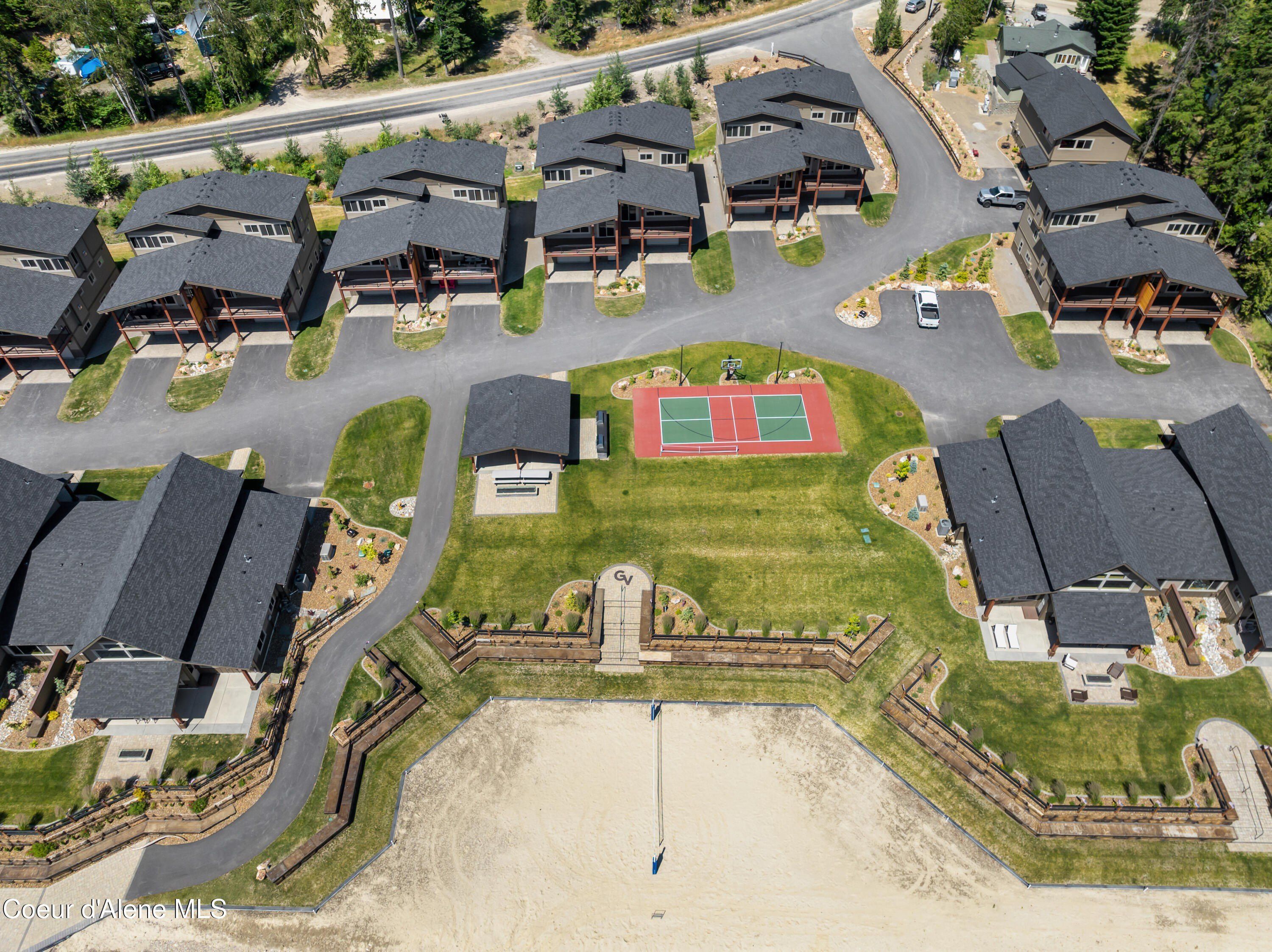 74 Palouse Dr. Nordman, ID 83848