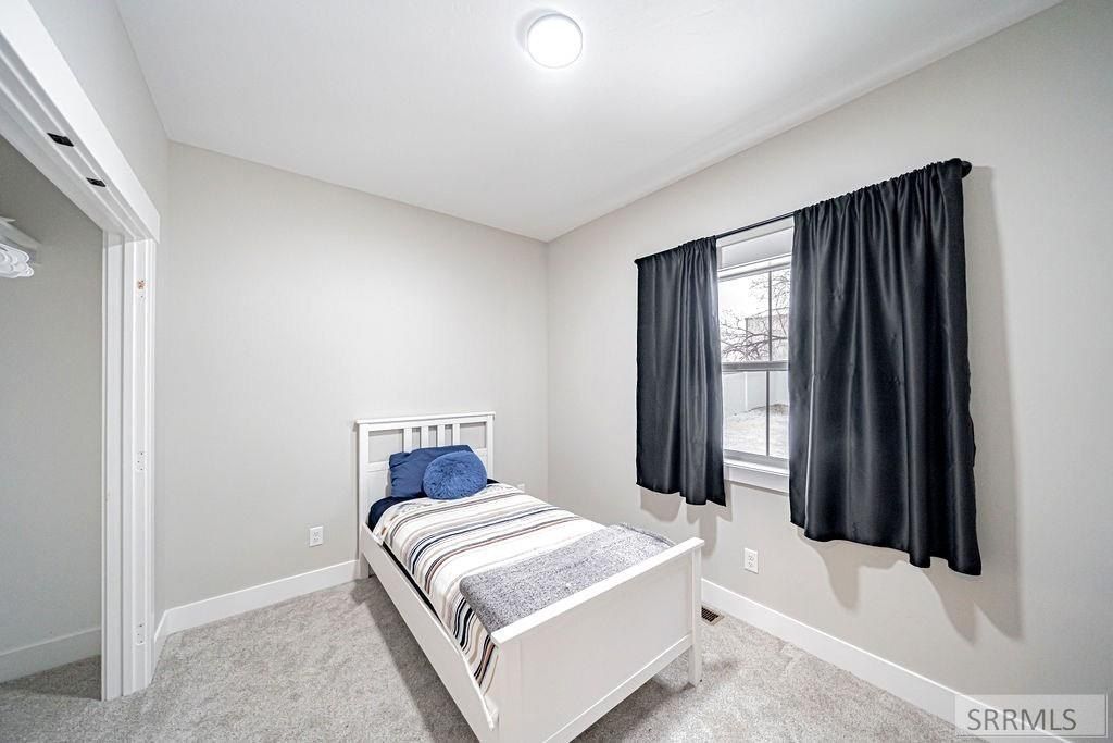 2050 Cruiser Loop. Blackfoot, ID 83221