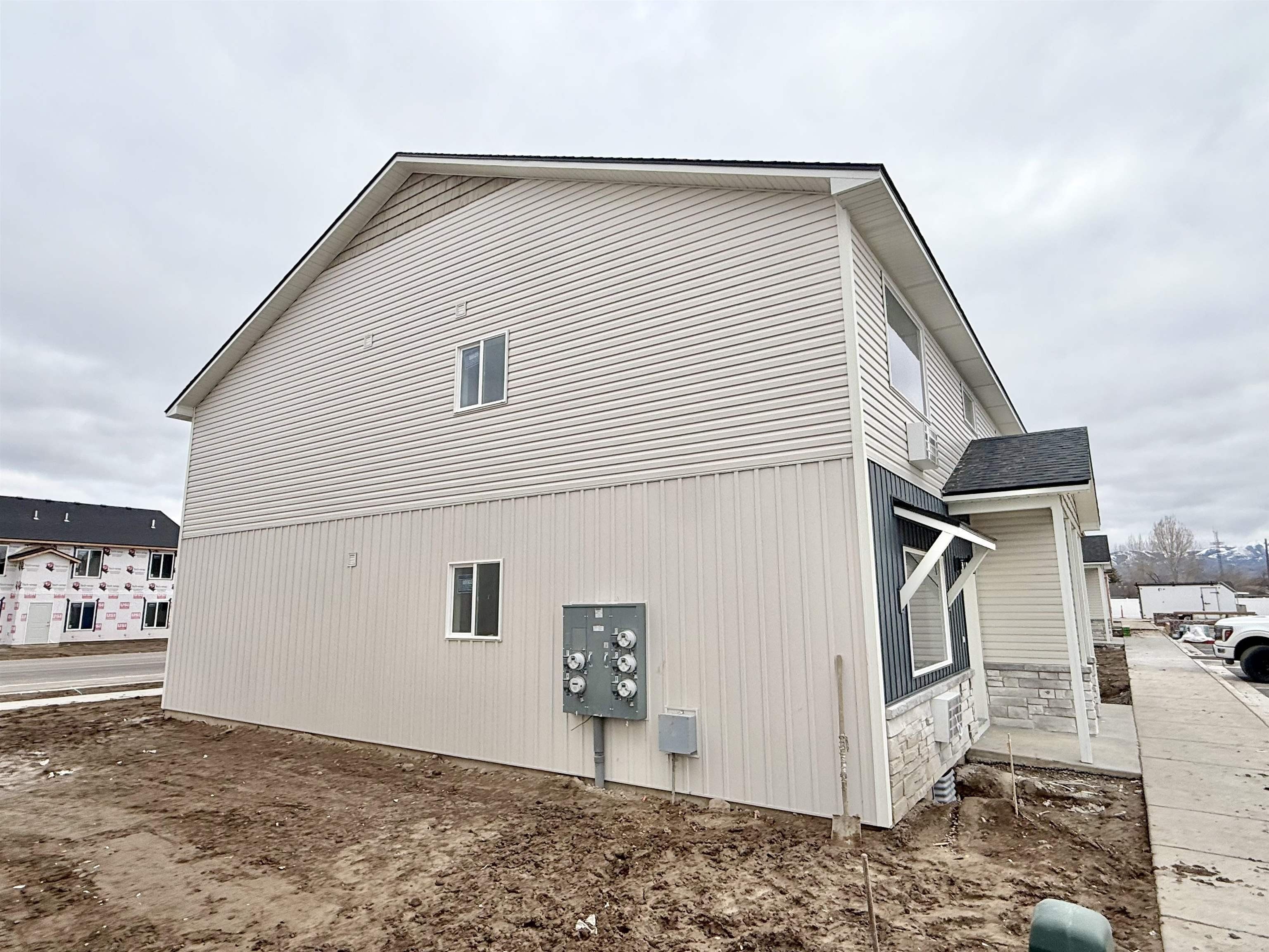 5405 Park Lawn. Chubbuck, ID 83202