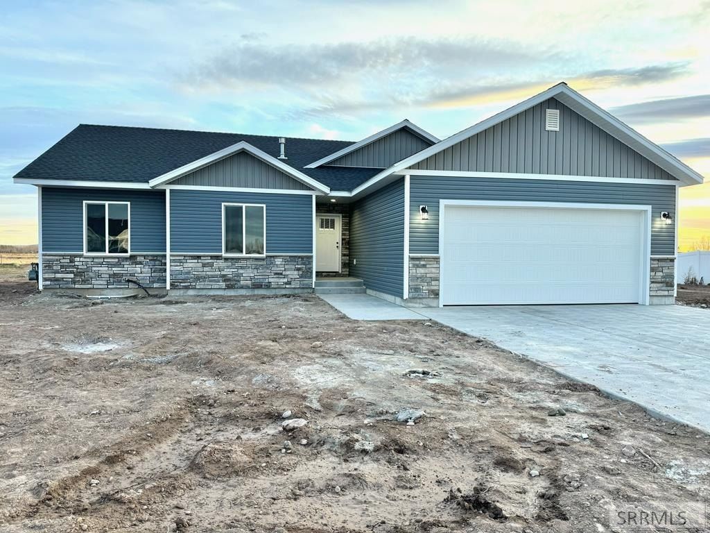 3867 E Walnut Way. Rigby, ID 83442