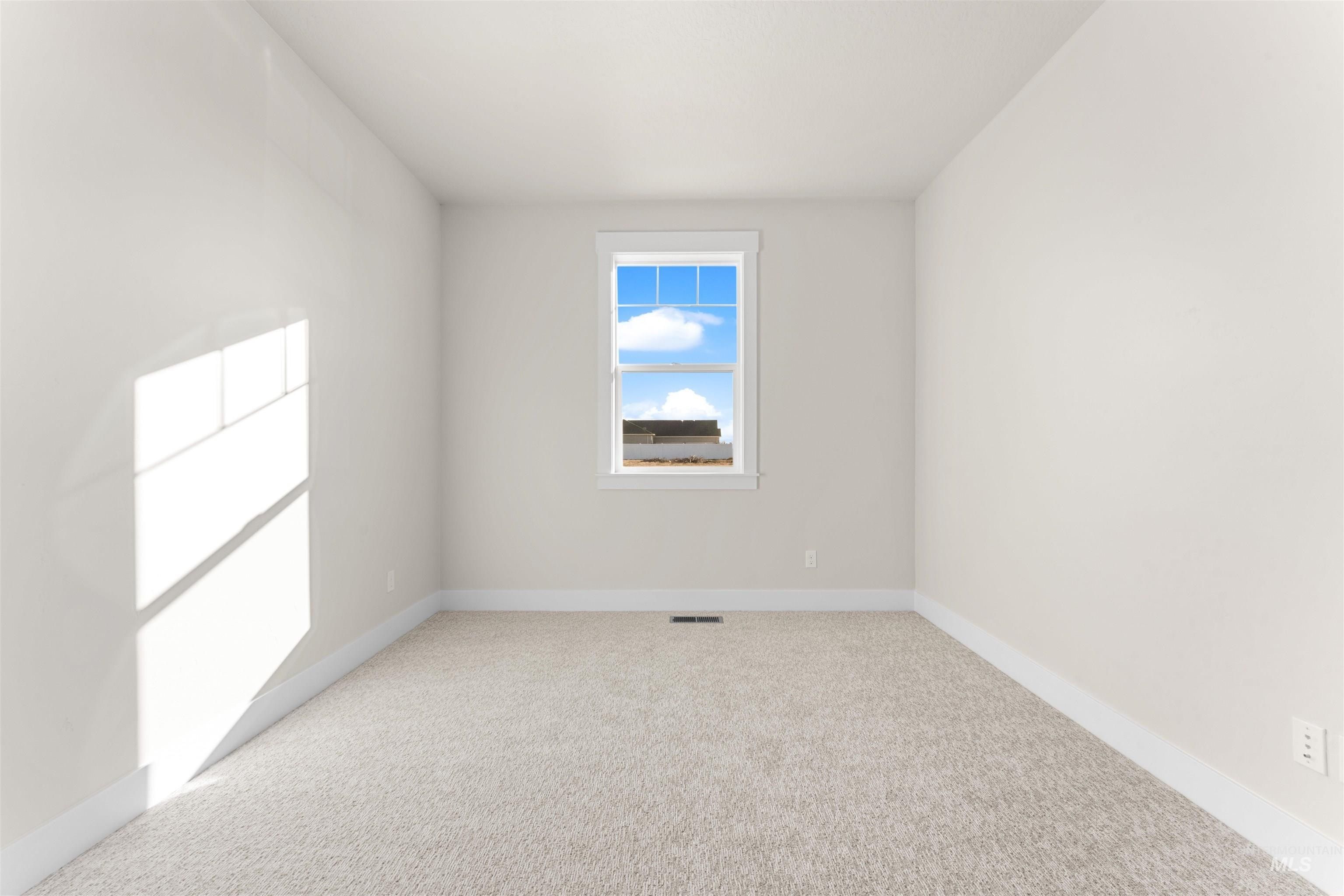 8076 Tandy Cove St. Middleton, ID 83644