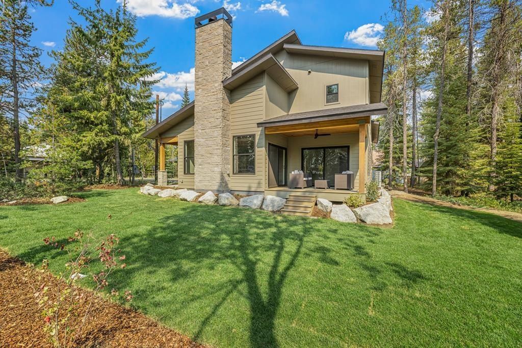 12850 Aurora Drive. Donnelly, ID 83615