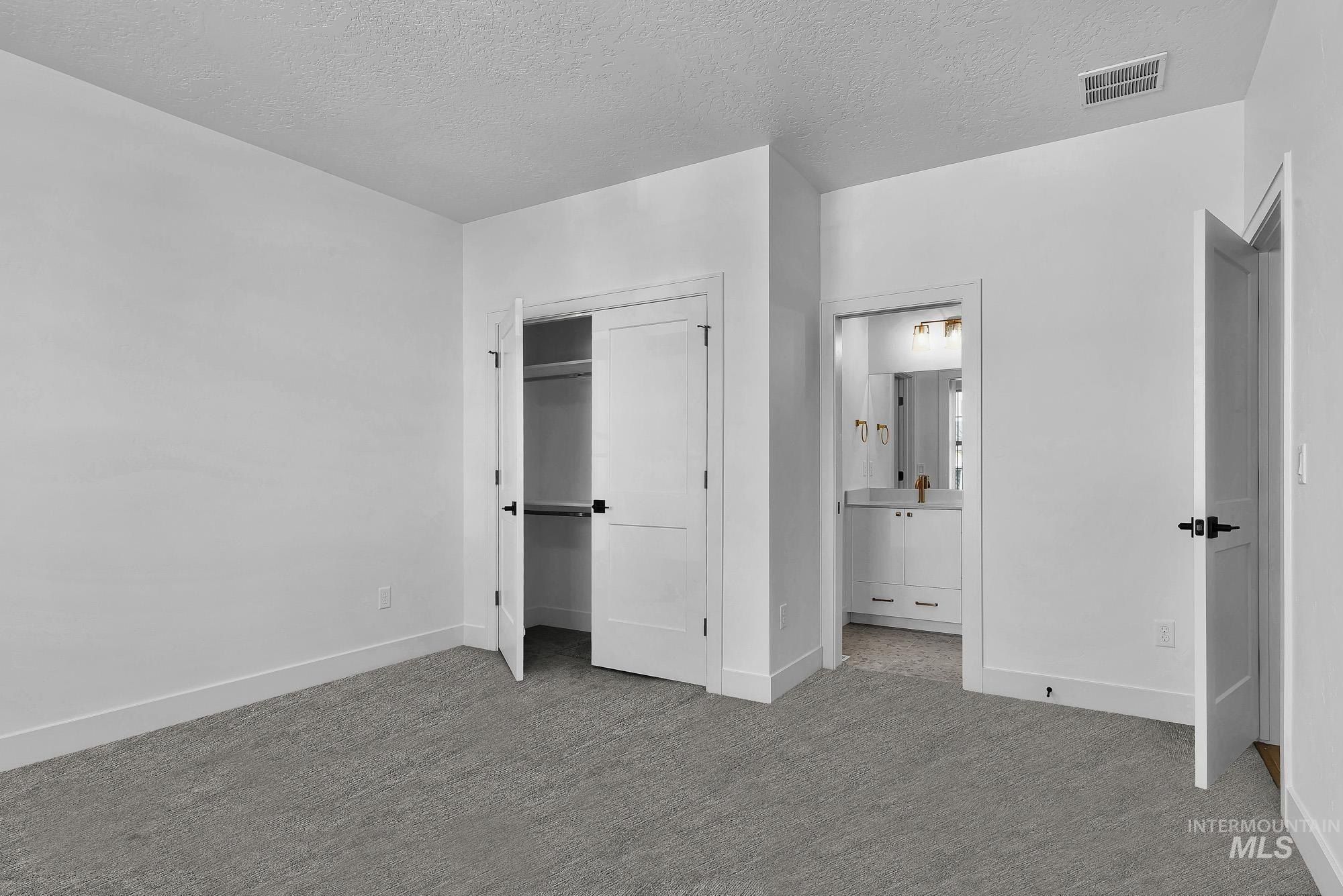 9725 W Snow Wolf Ln. Star, ID 83669