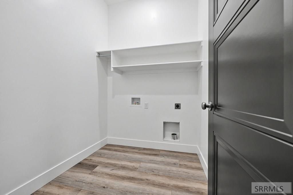 3982 Hidden Valley Drive. Ammon, ID 83406