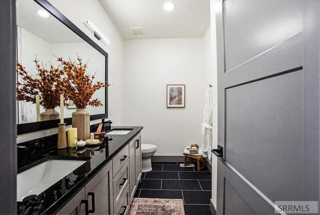 4955 N Beach Dr. Idaho Falls, ID 83401