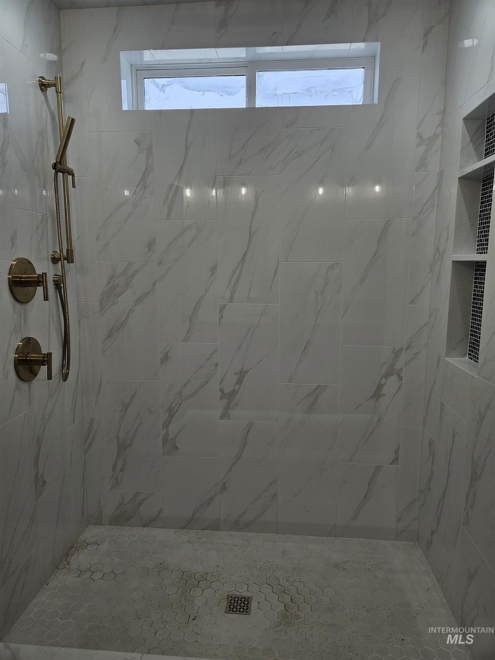 1187 Crestview Drive. Twin Falls, ID 83301