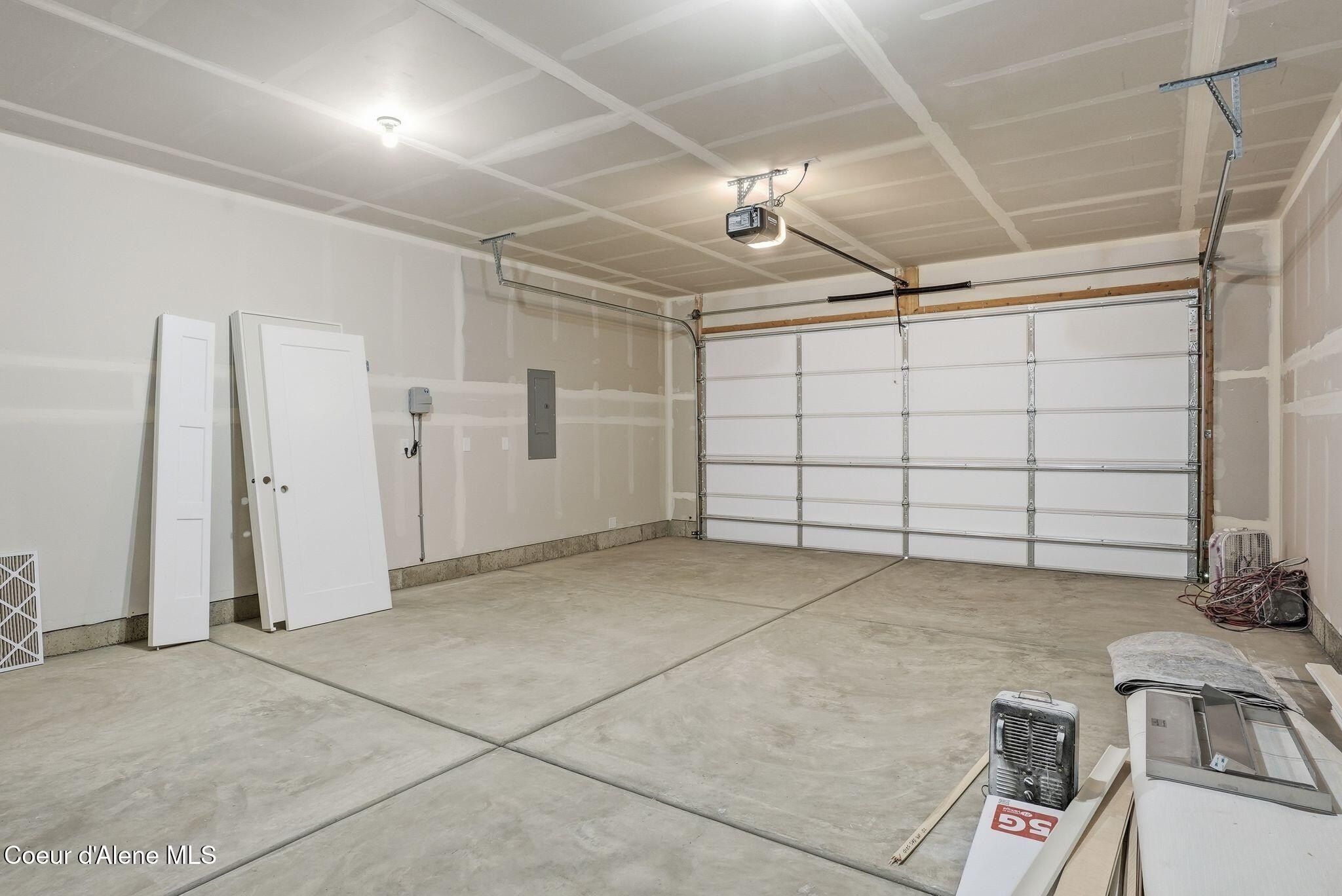 2618 W Victor Loop. Coeur D Alene, ID 83815