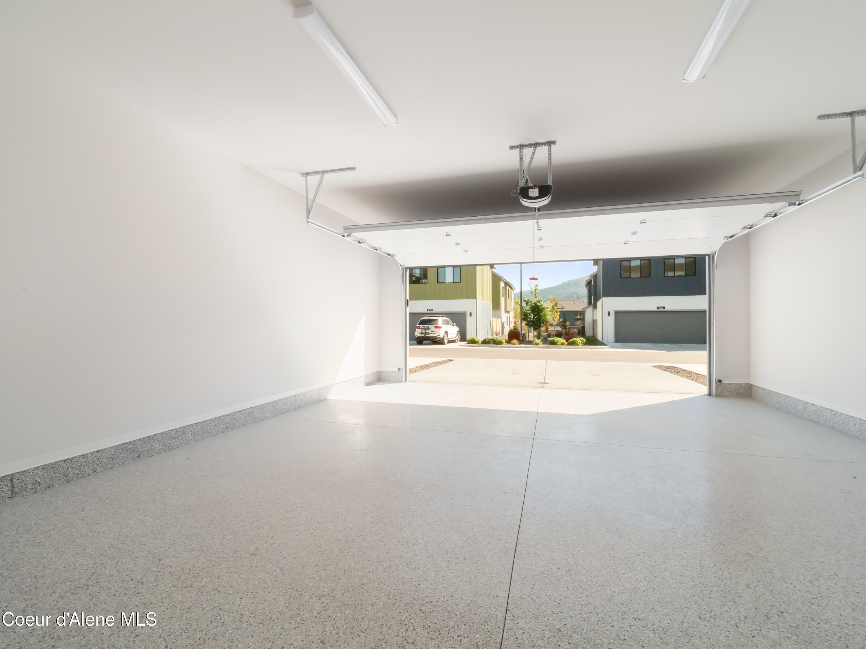 1008 E 4Th Ave Unit 104. Post Falls, ID 83854