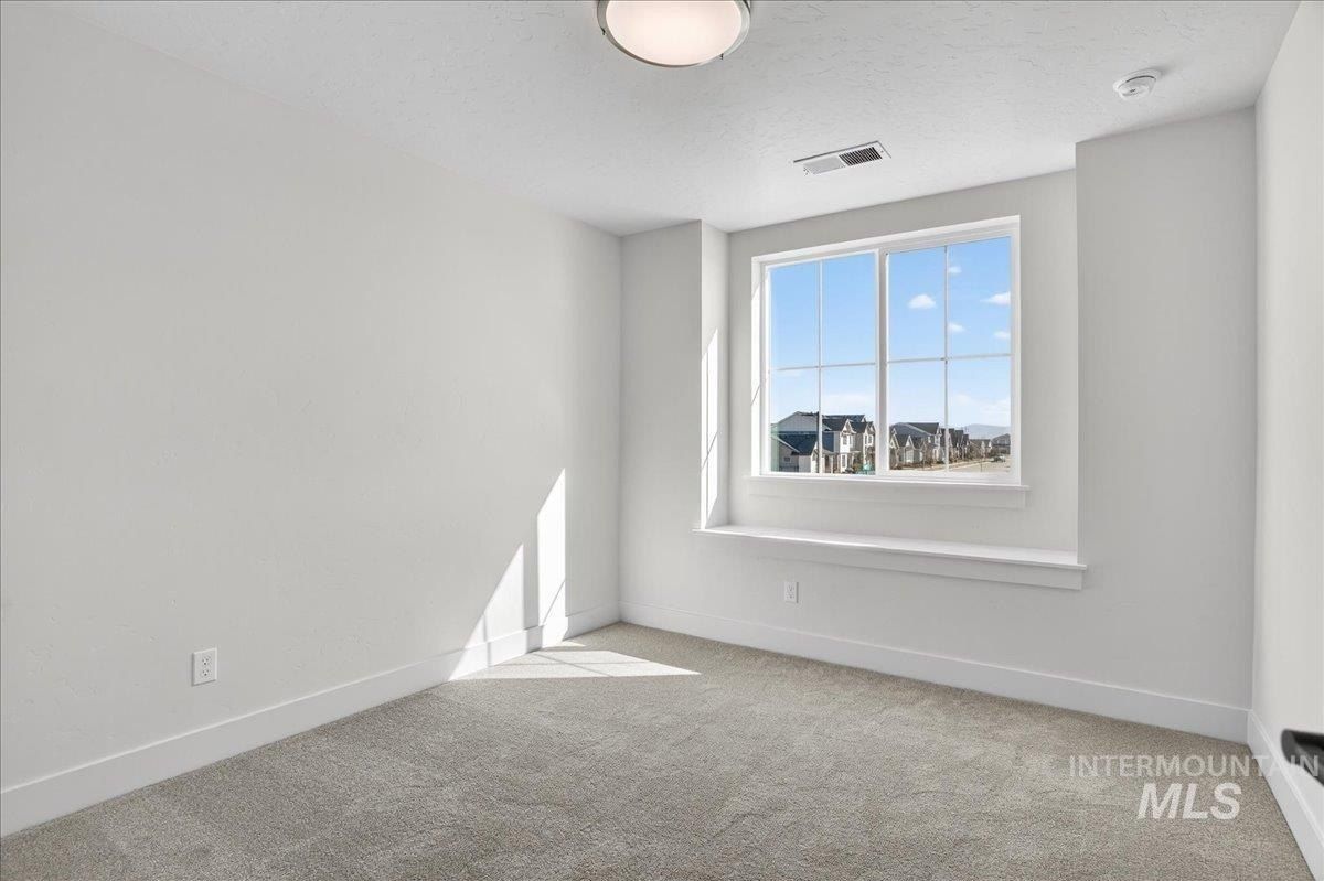 18087 Cinder Brook Ave. Nampa, ID 83687