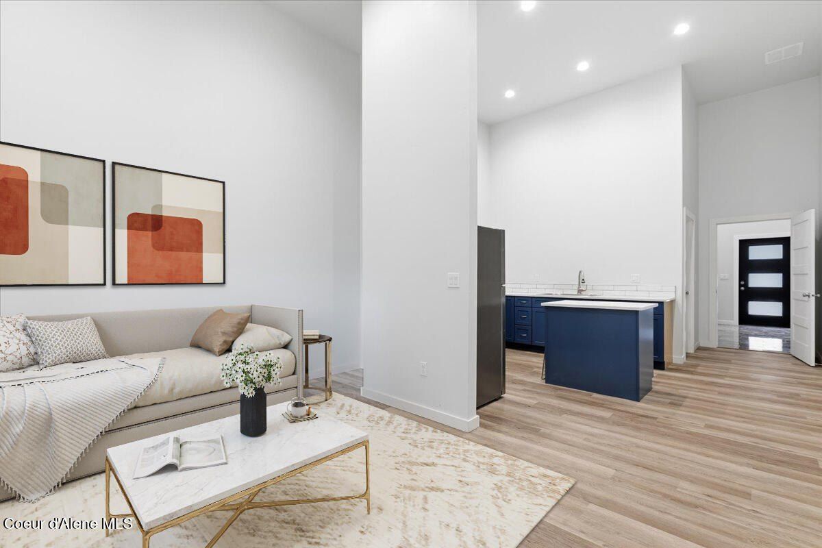 21941 S Lakeview Dr. Worley, ID 83876