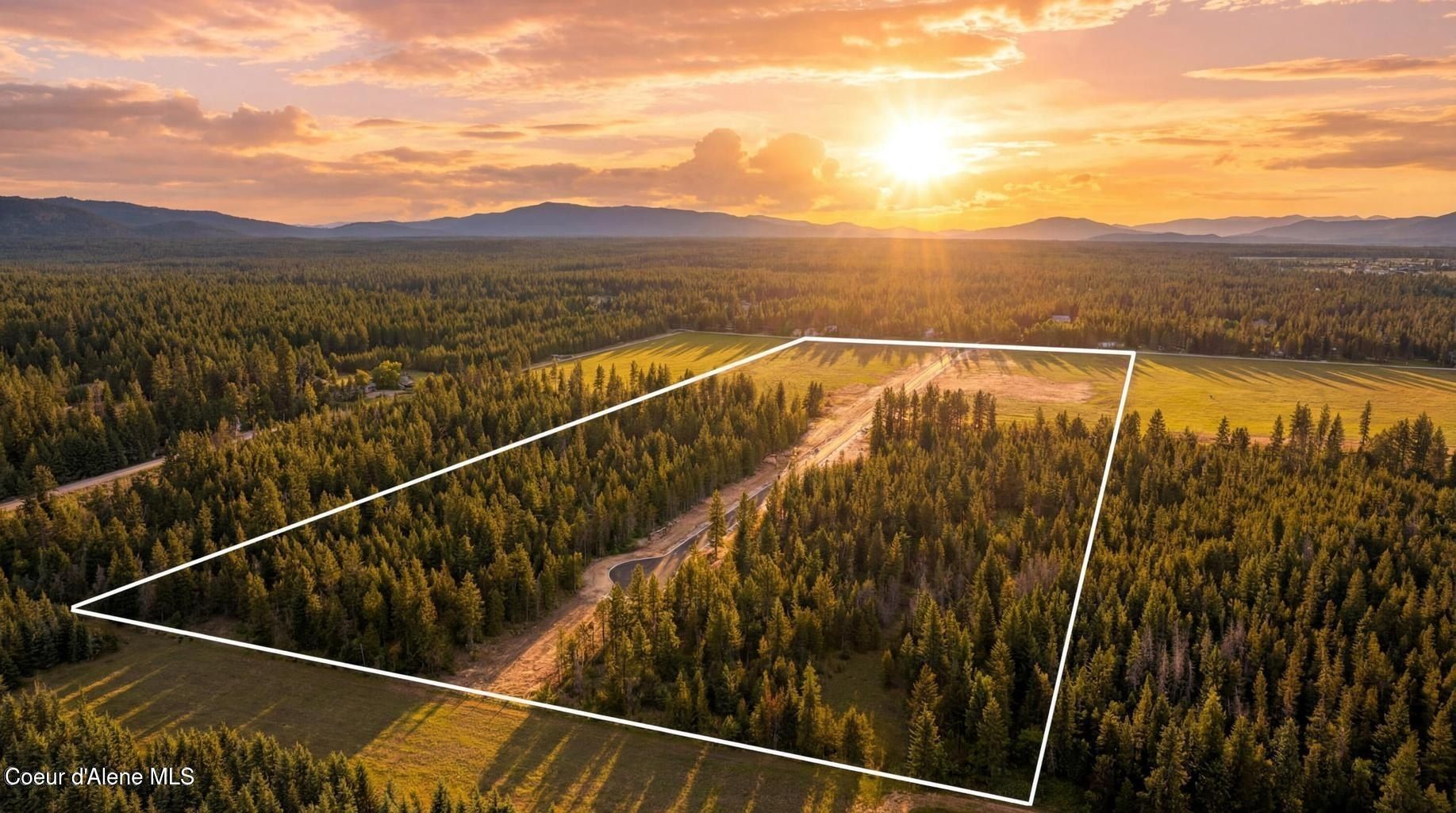 5 Ellington Ct. Athol, ID 83801