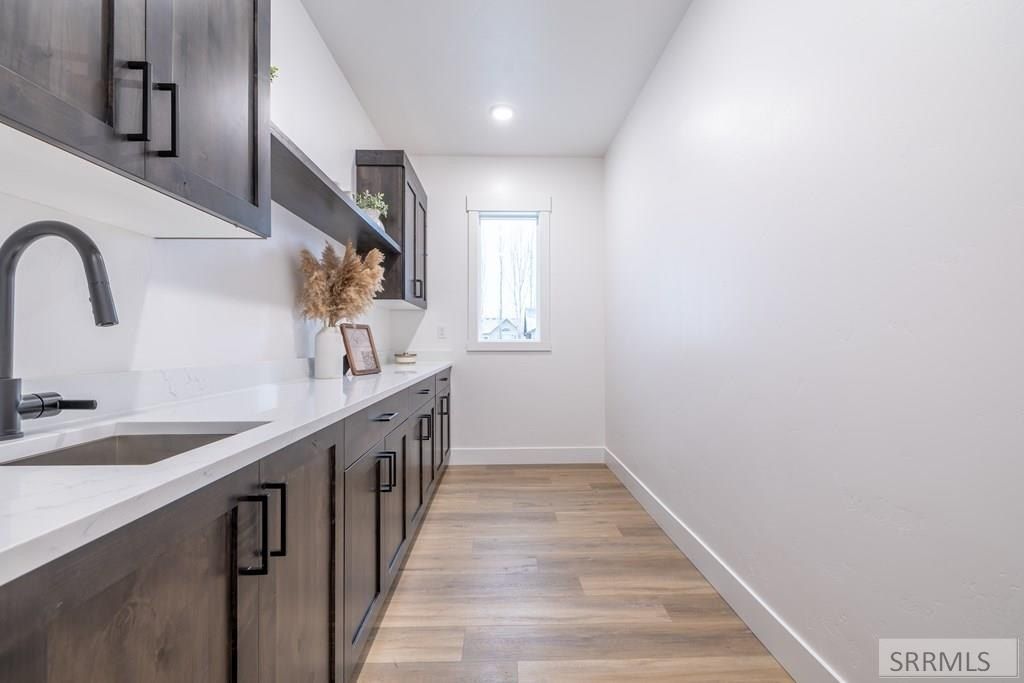 286 Camas Street. Sugar City, ID 83448