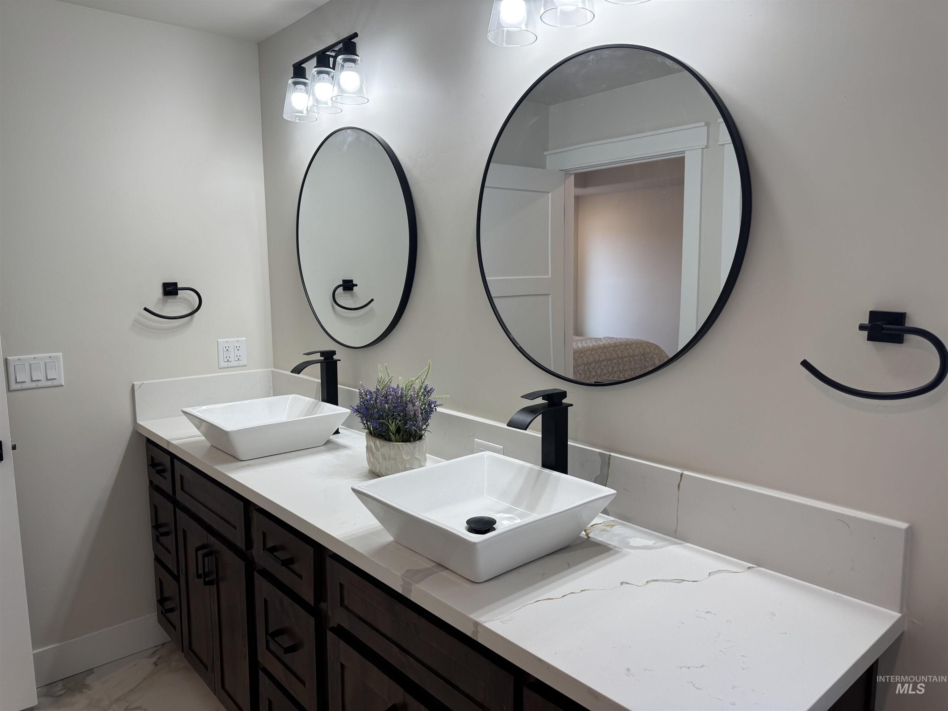 1509 Tverdy Lane. Buhl, ID 83316