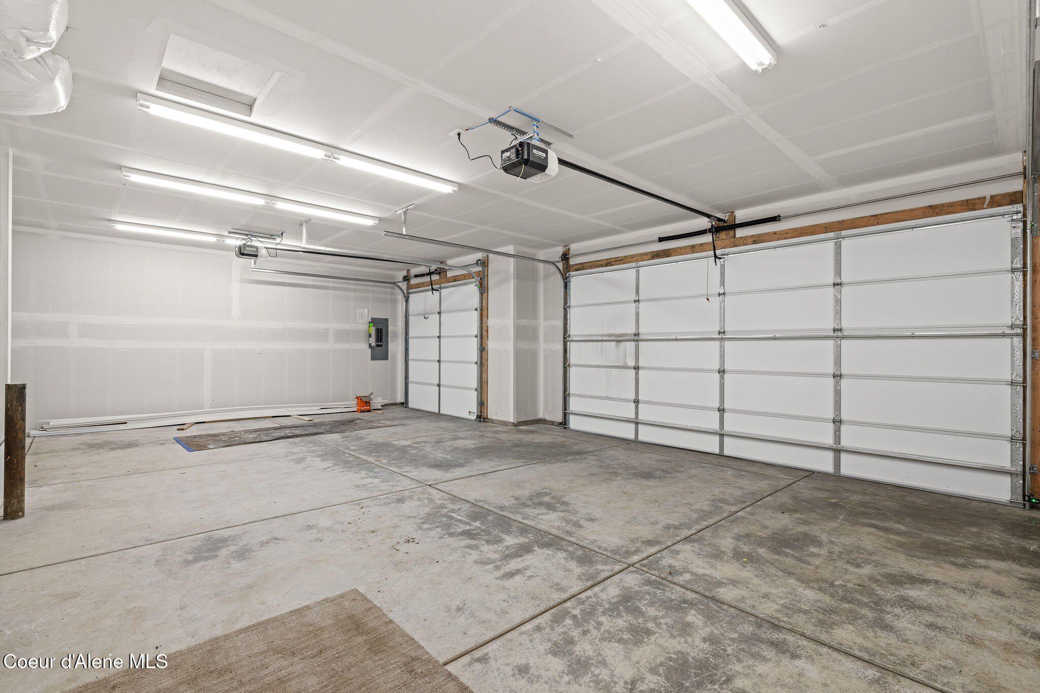 7838 E Autry Ln. Athol, ID 83801