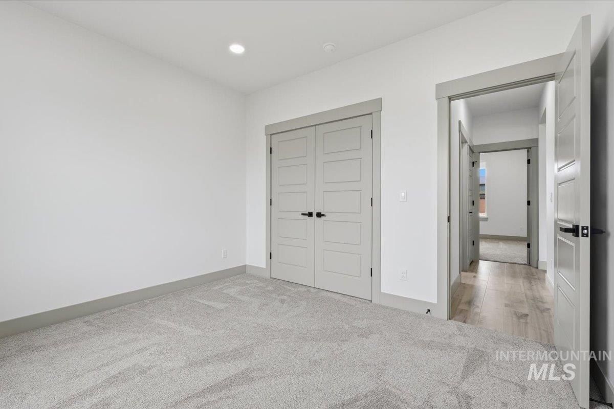 2123 Justine. Fruitland, ID 83619