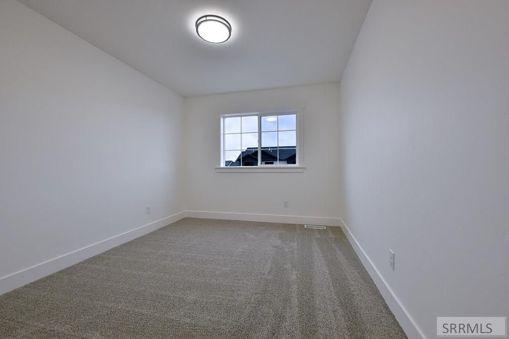 4612 Lanai Court. Ammon, ID 83406