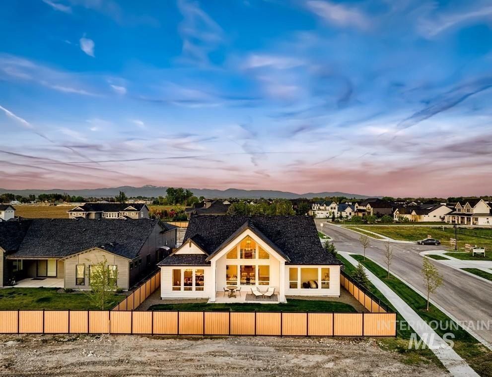 21637 Appaloosa Ave. Star, ID 83669
