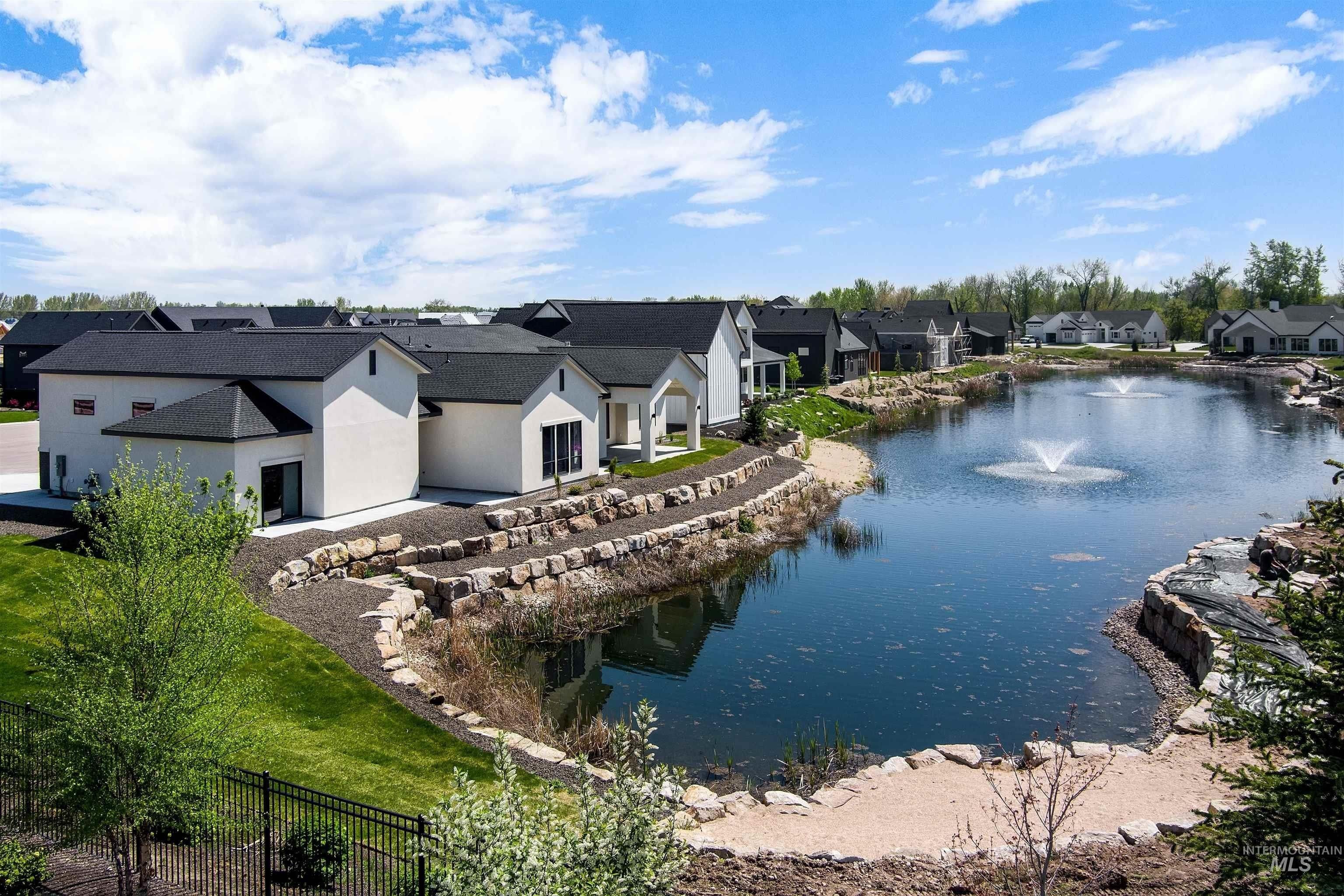 464 Century Ave. Middleton, ID 83644