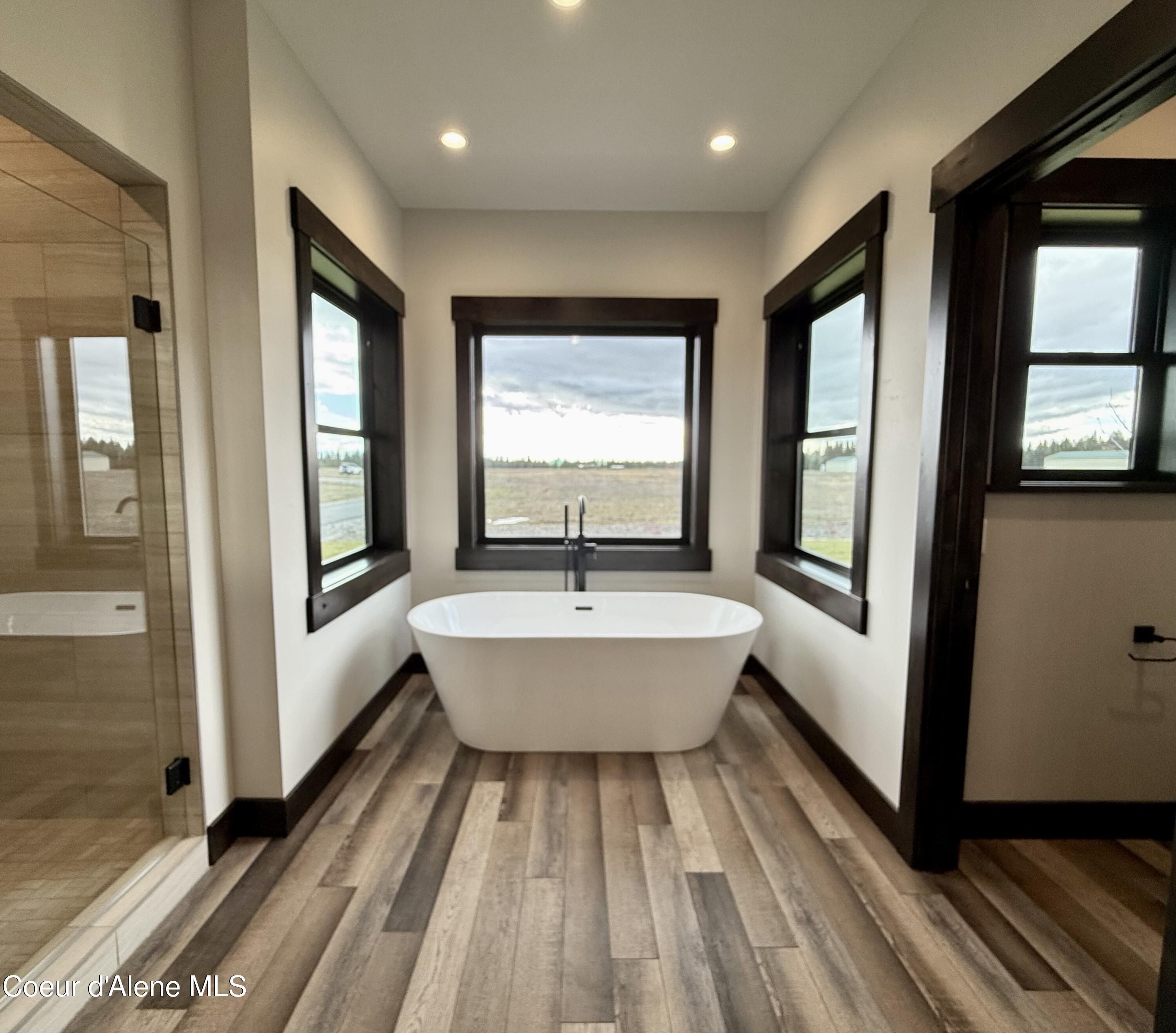 21449 N Stonemason Way. Rathdrum, ID 83858