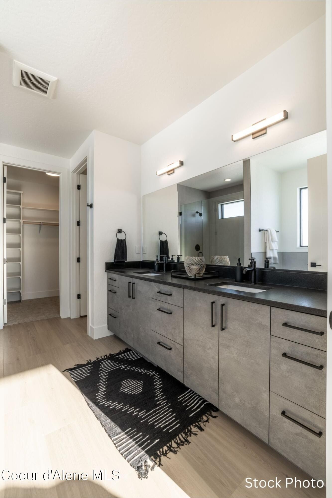 11554 N Woolridge Way. Rathdrum, ID 83858