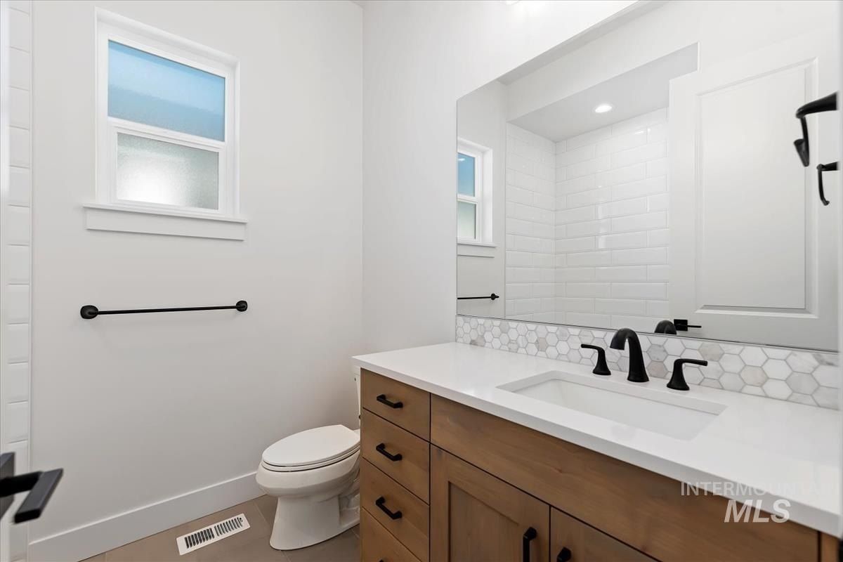 7343 Powell Pl. Eagle, ID 83629